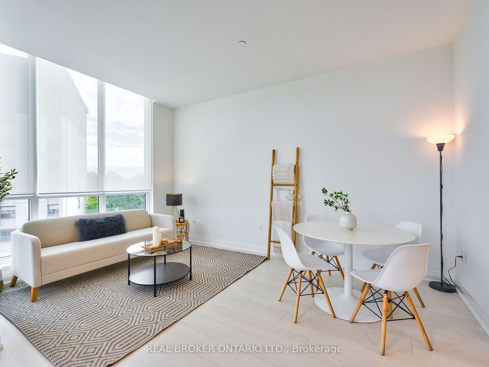 10 Gibbs Rd, #309