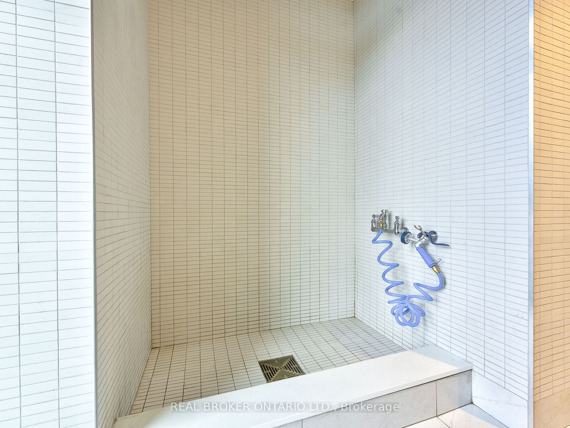 10 Gibbs Rd, #309