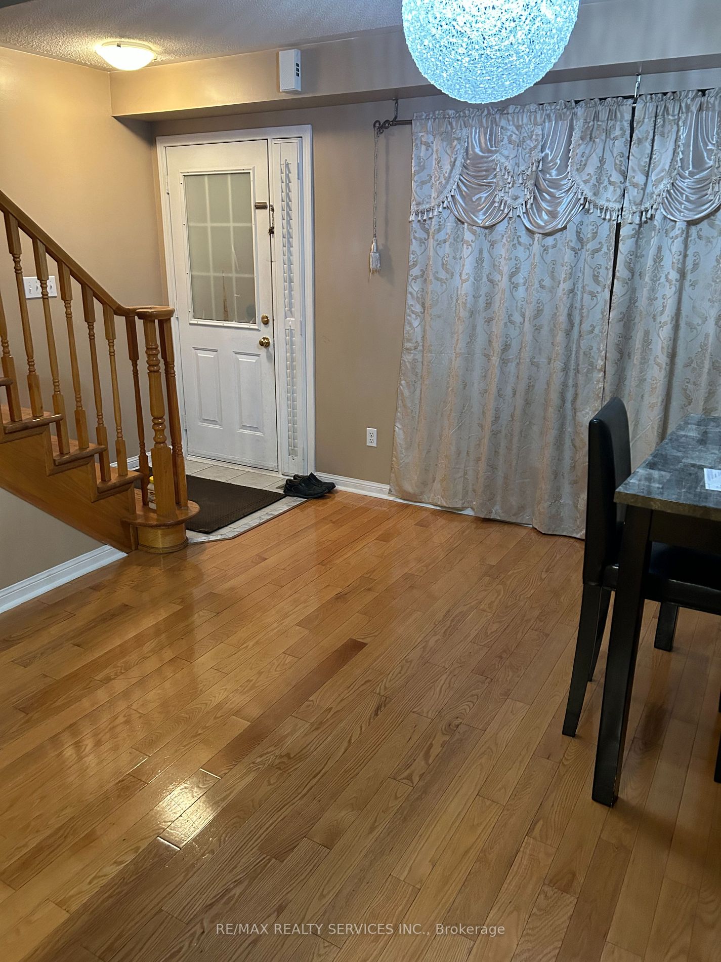 59 Springhurst Ave