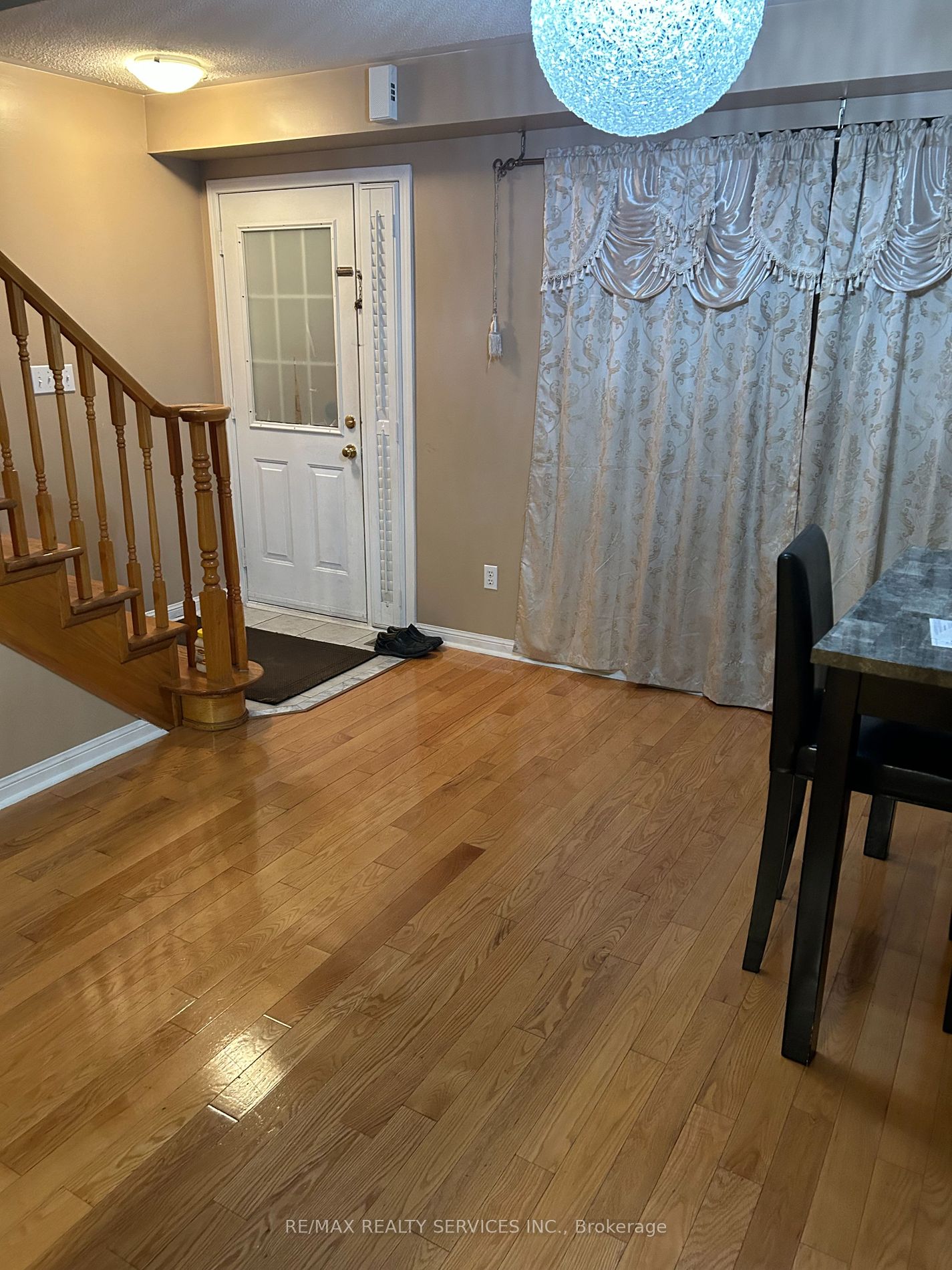 59 Springhurst Ave