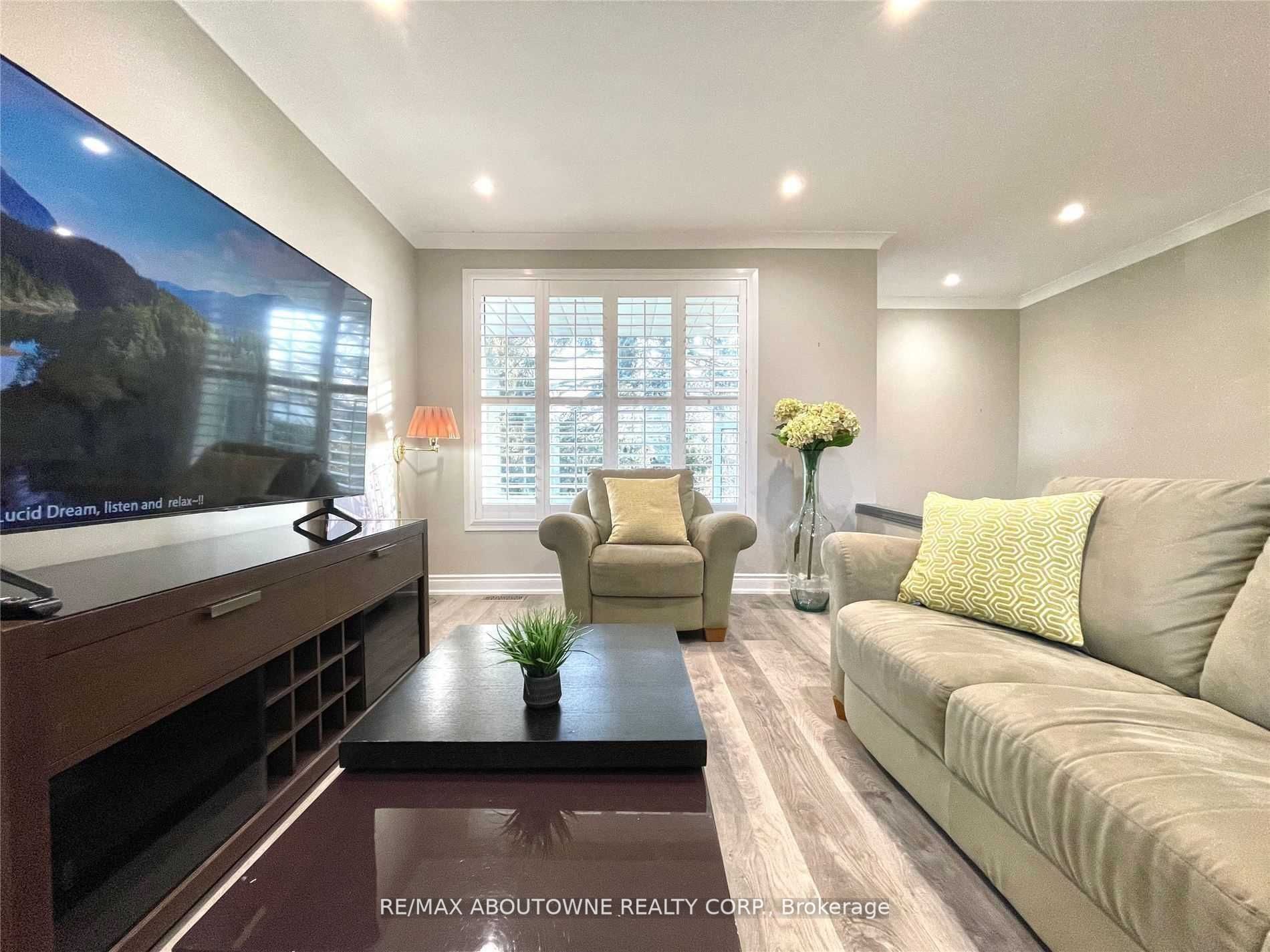 531 Sandbrook Rd