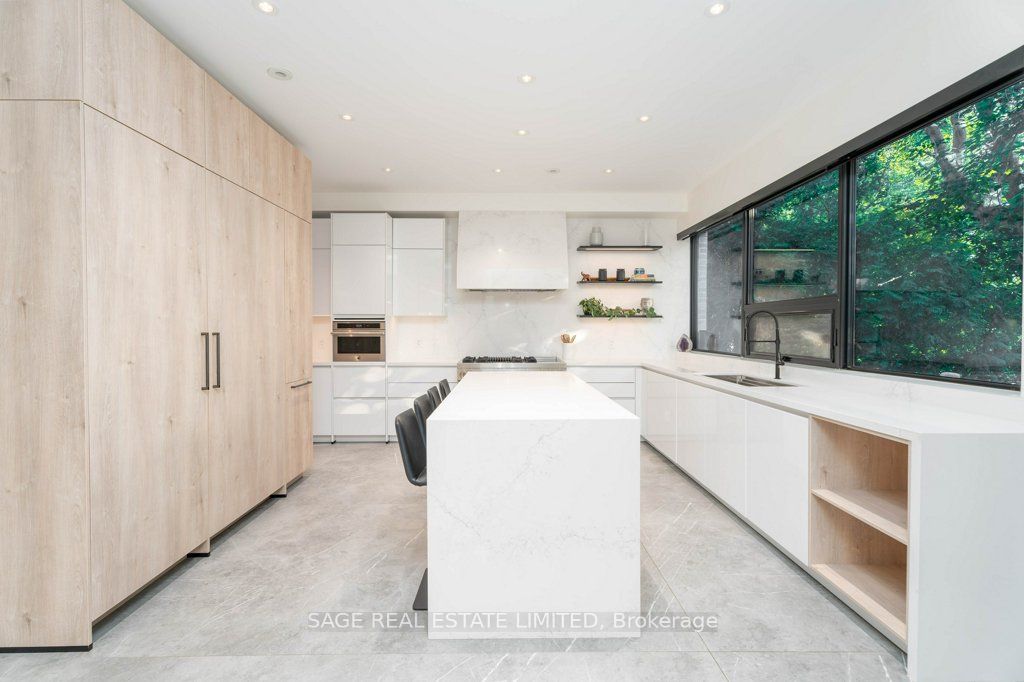 67 Jellicoe Avenue