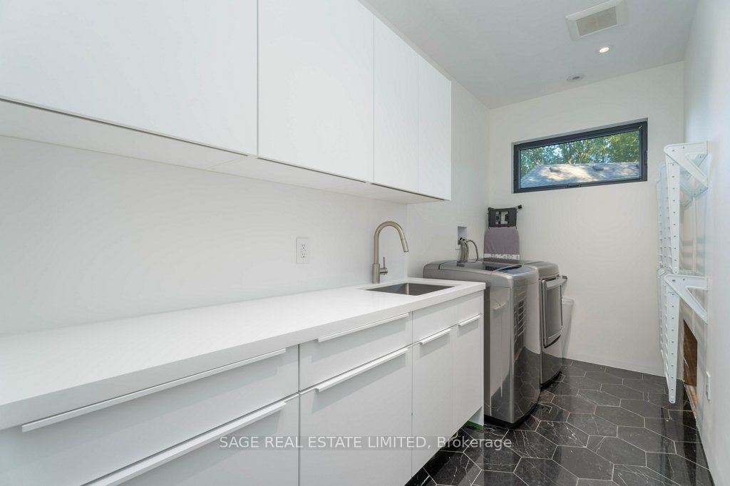 67 Jellicoe Avenue