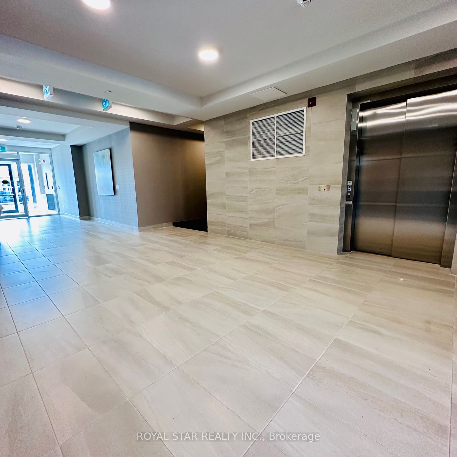 62 Sky Harbour Dr, #113