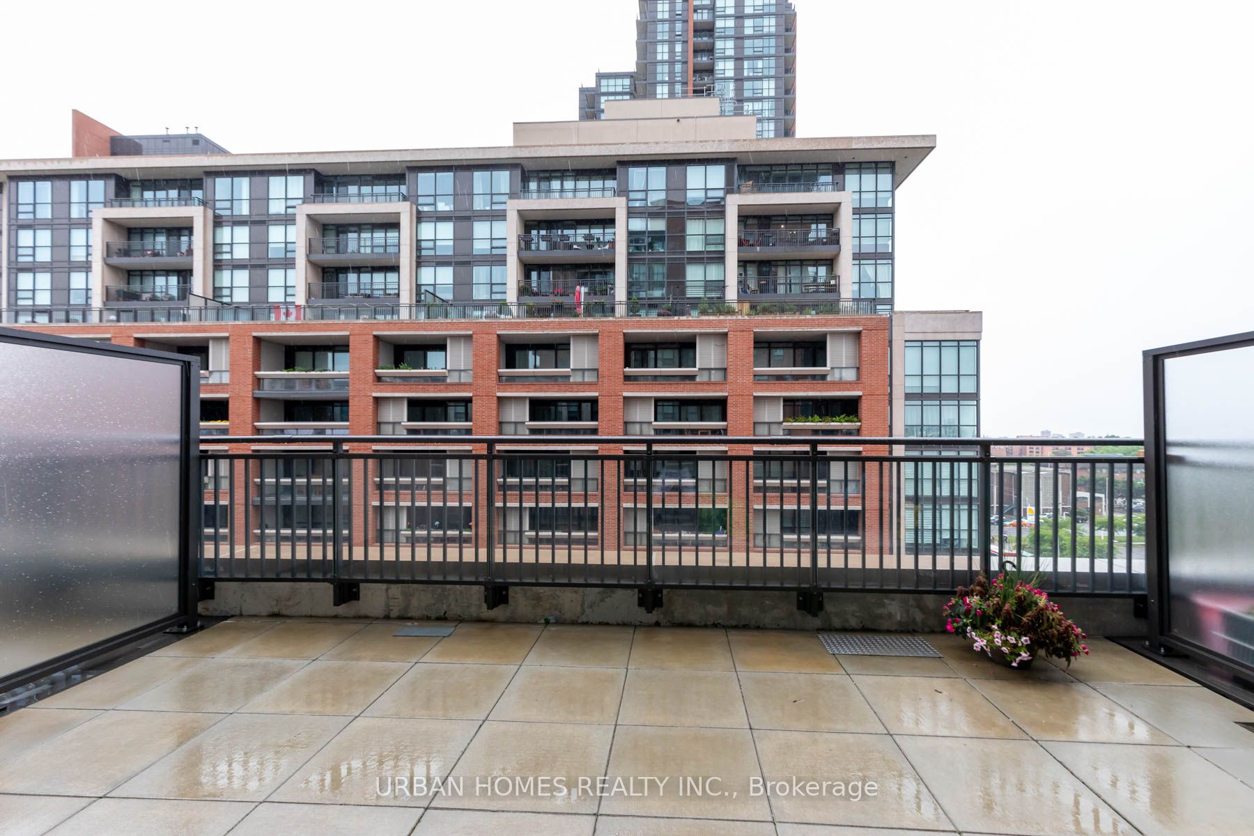3091 Dufferin St, #734