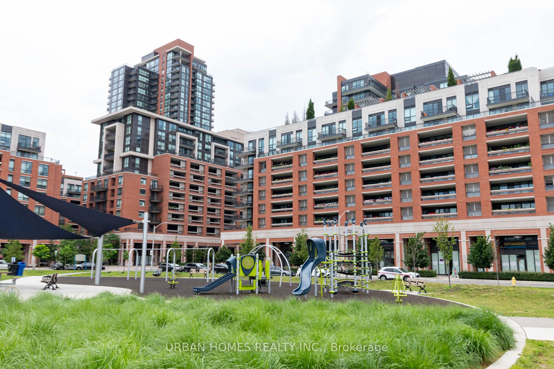 3091 Dufferin St, #734