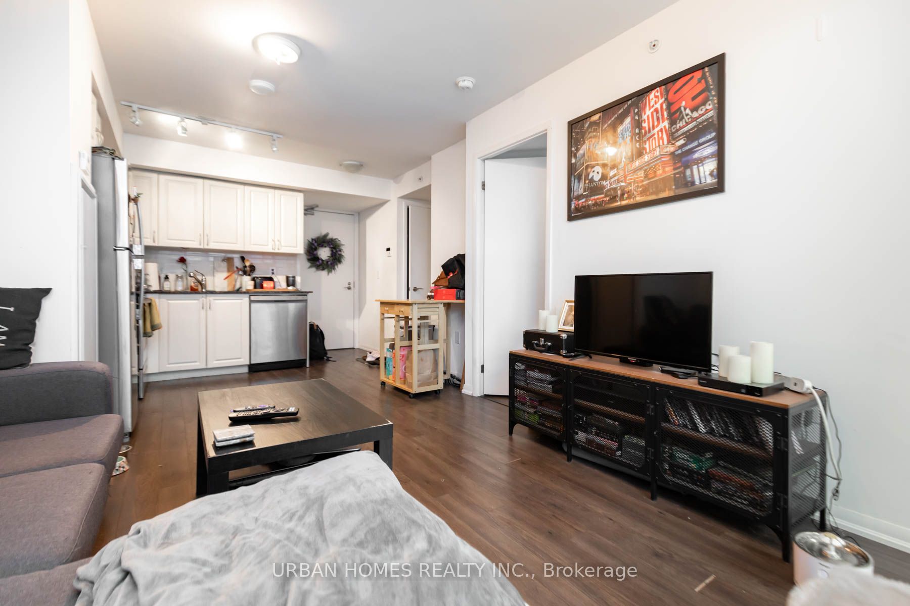 3091 Dufferin St, #734