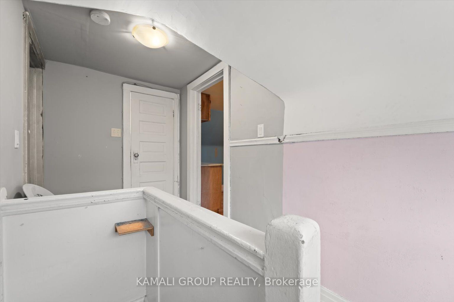 32 Emerson Ave, #Unit 4
