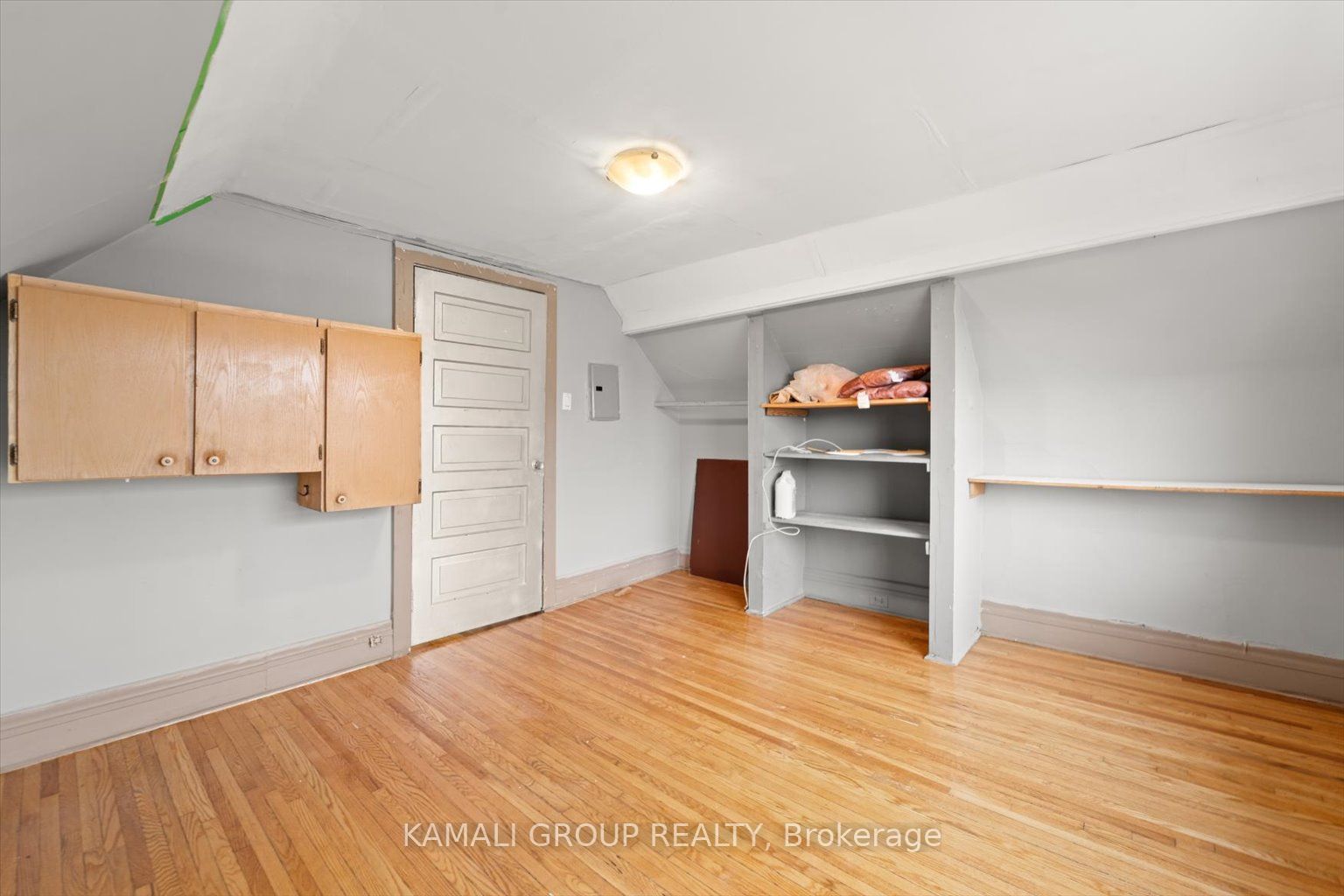 32 Emerson Ave, #Unit 4