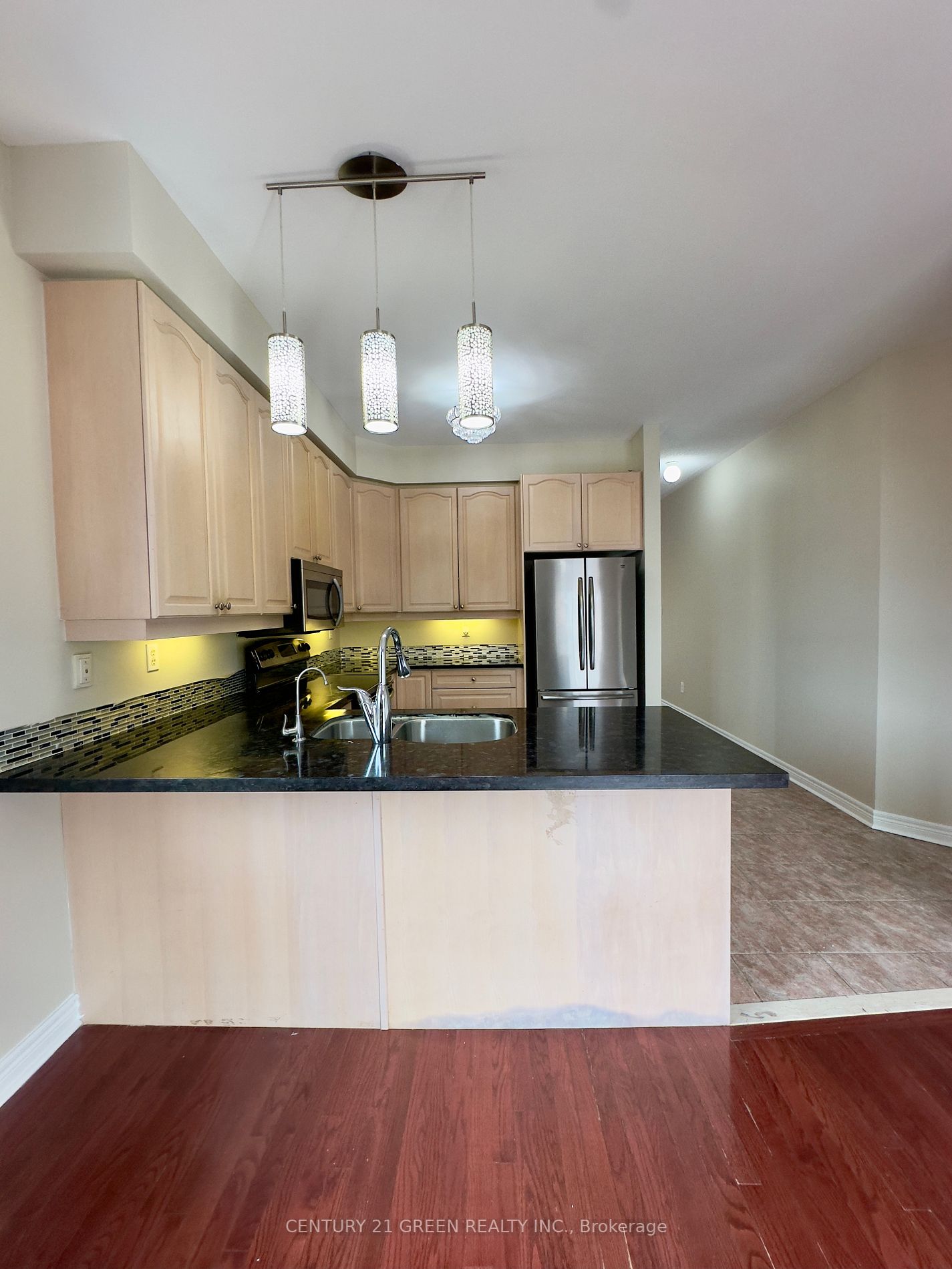 36 Hiberton Cres