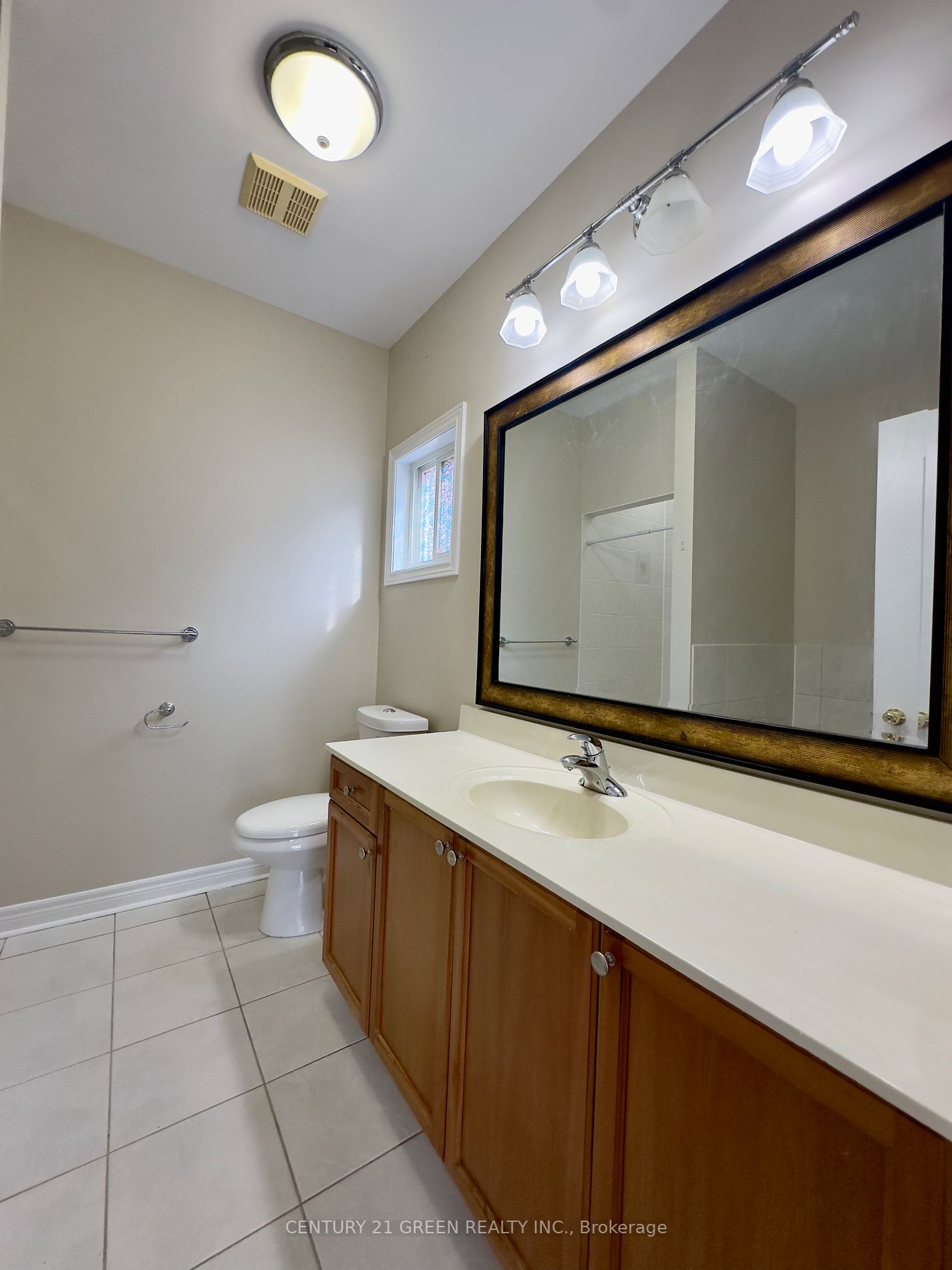 36 Hiberton Cres