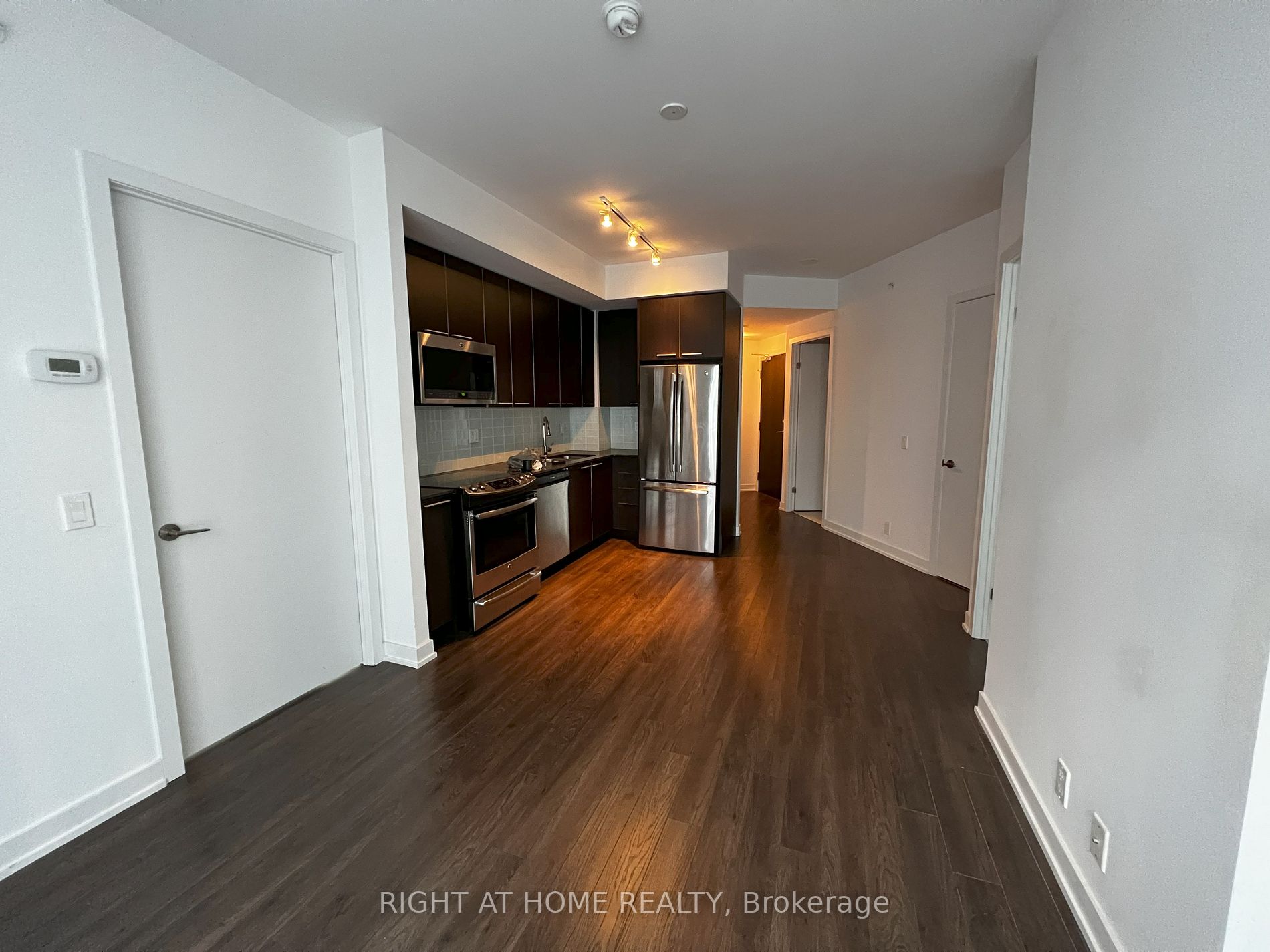 10 Park Lawn Rd N, #522