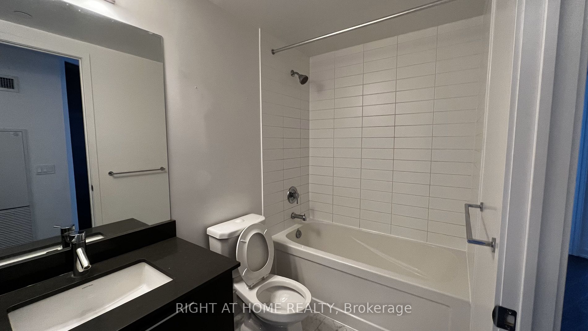 10 Park Lawn Rd N, #522