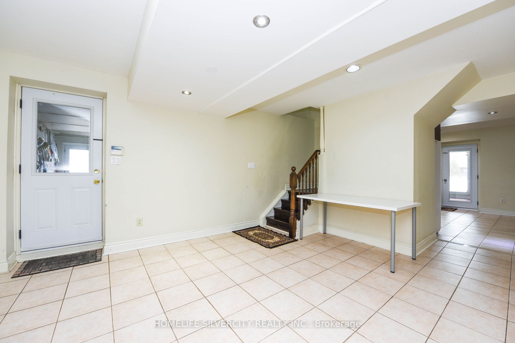 14707 Dixie Rd