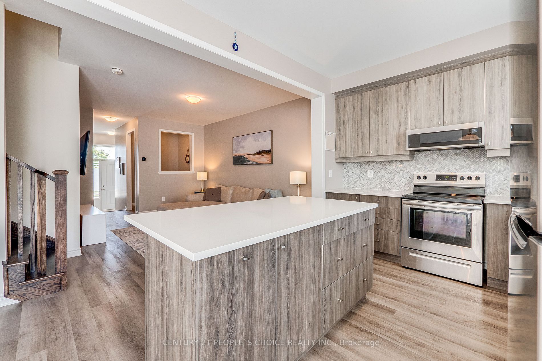 1336 Sycamore Gdns