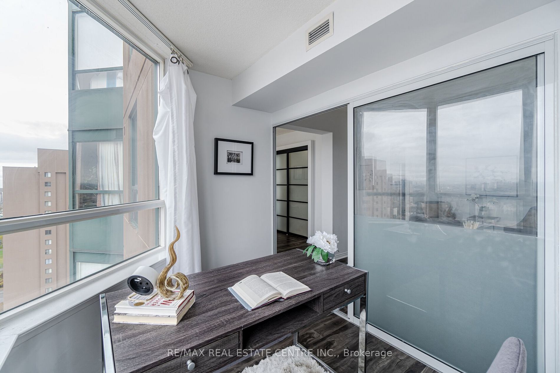 135 Hillcrest Ave, #2216