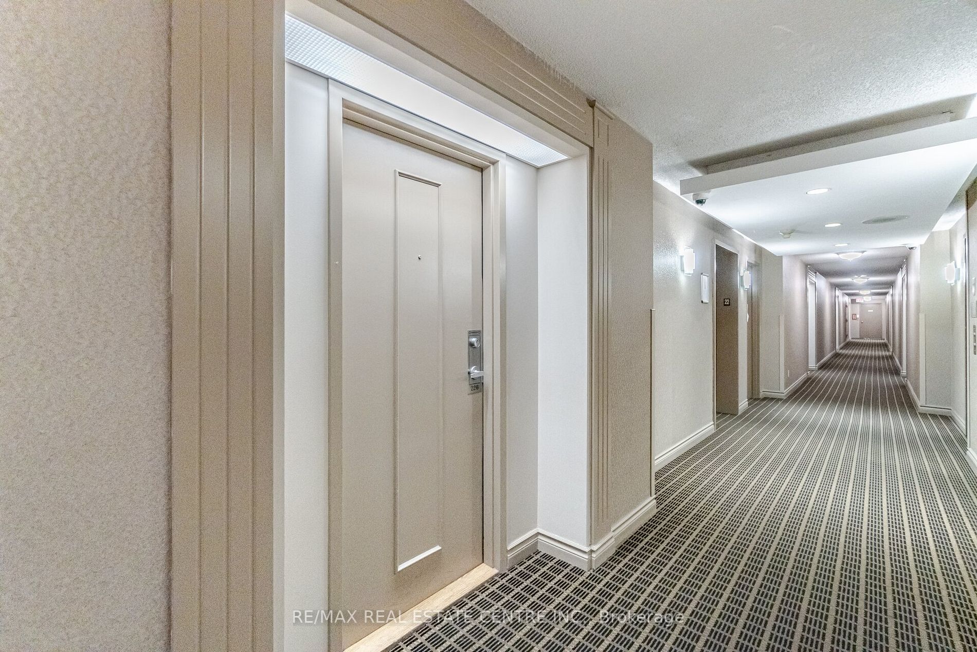 135 Hillcrest Ave, #2216
