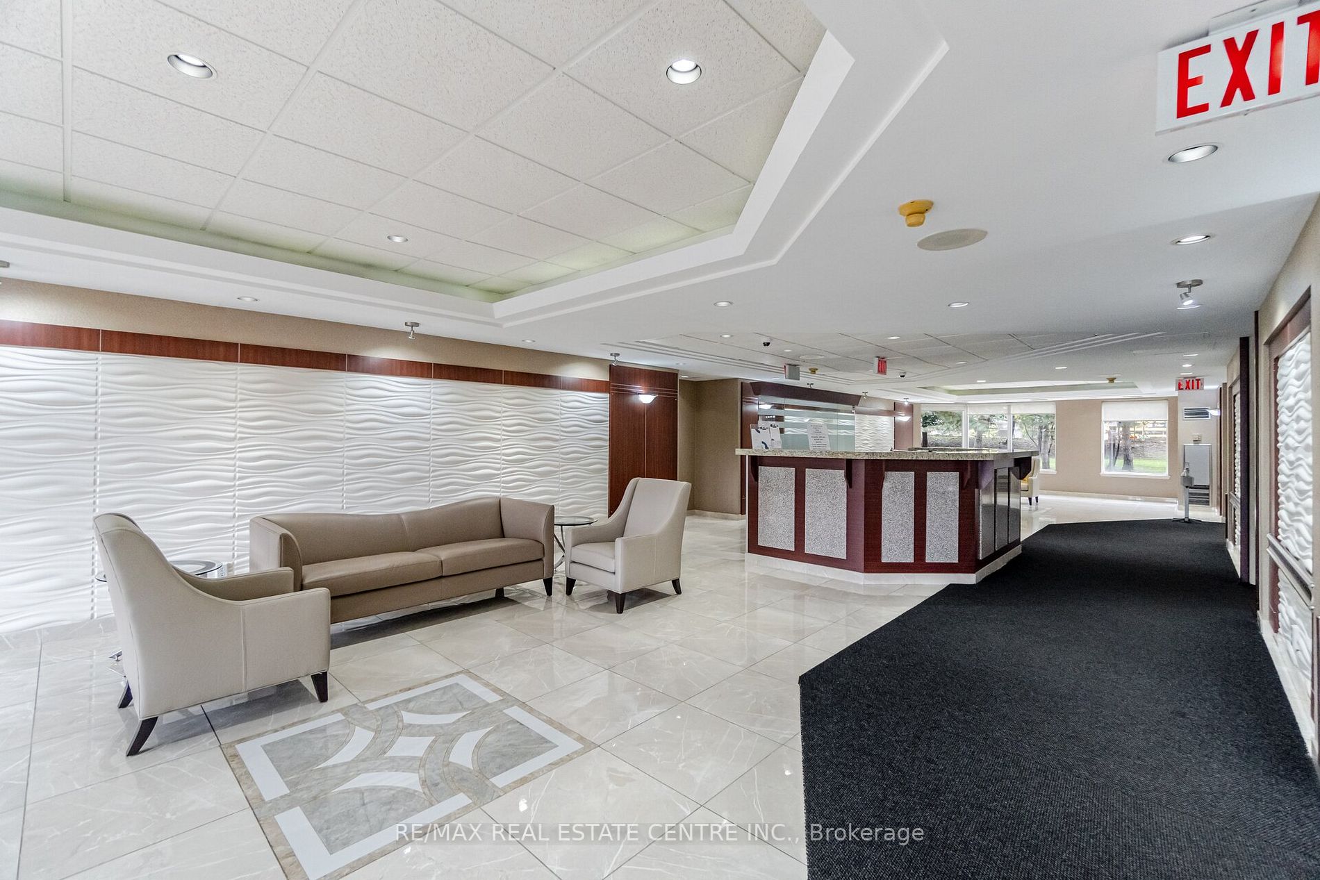 135 Hillcrest Ave, #2216