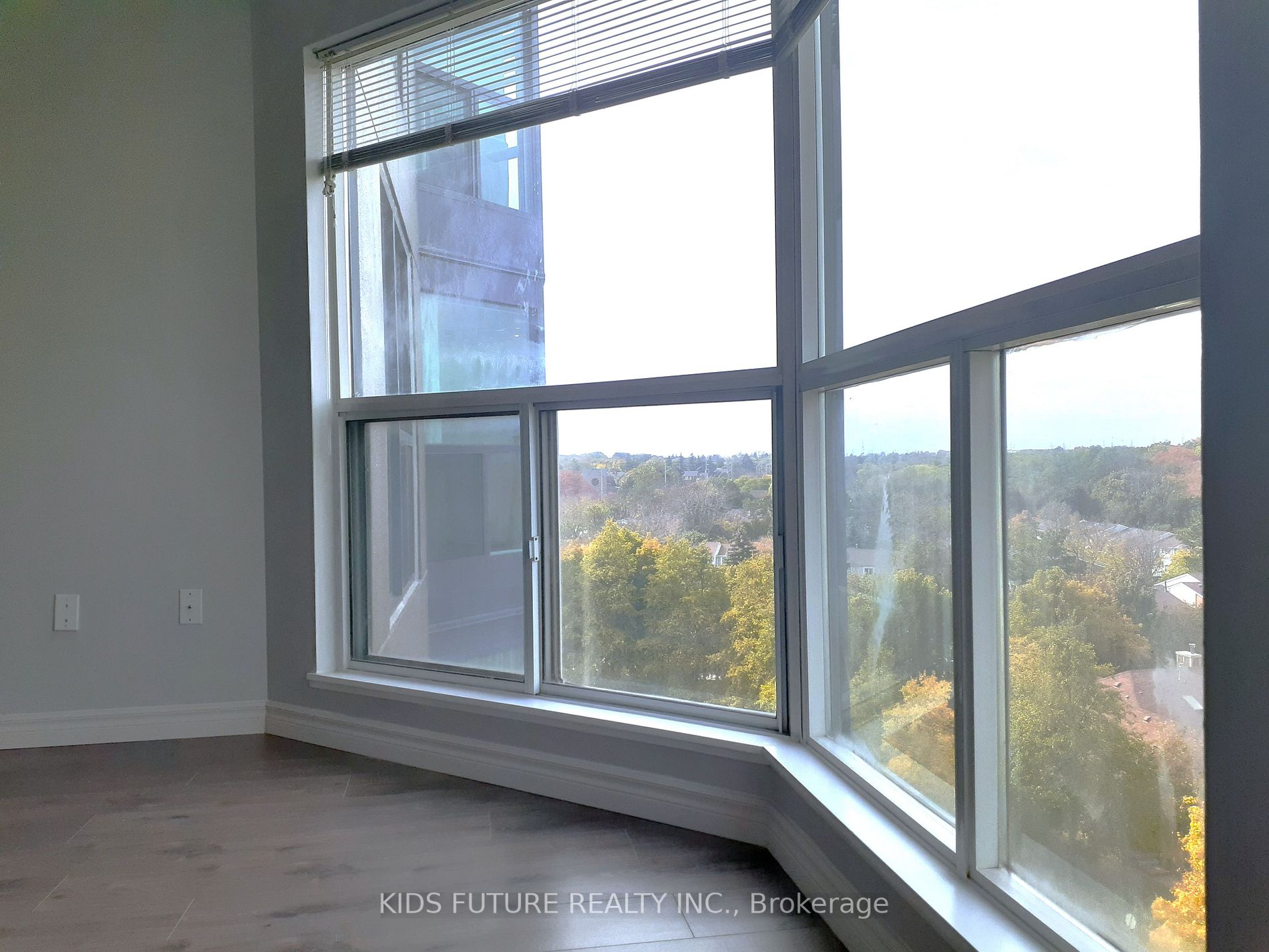 2177 Burnhamthorpe Rd W, #906
