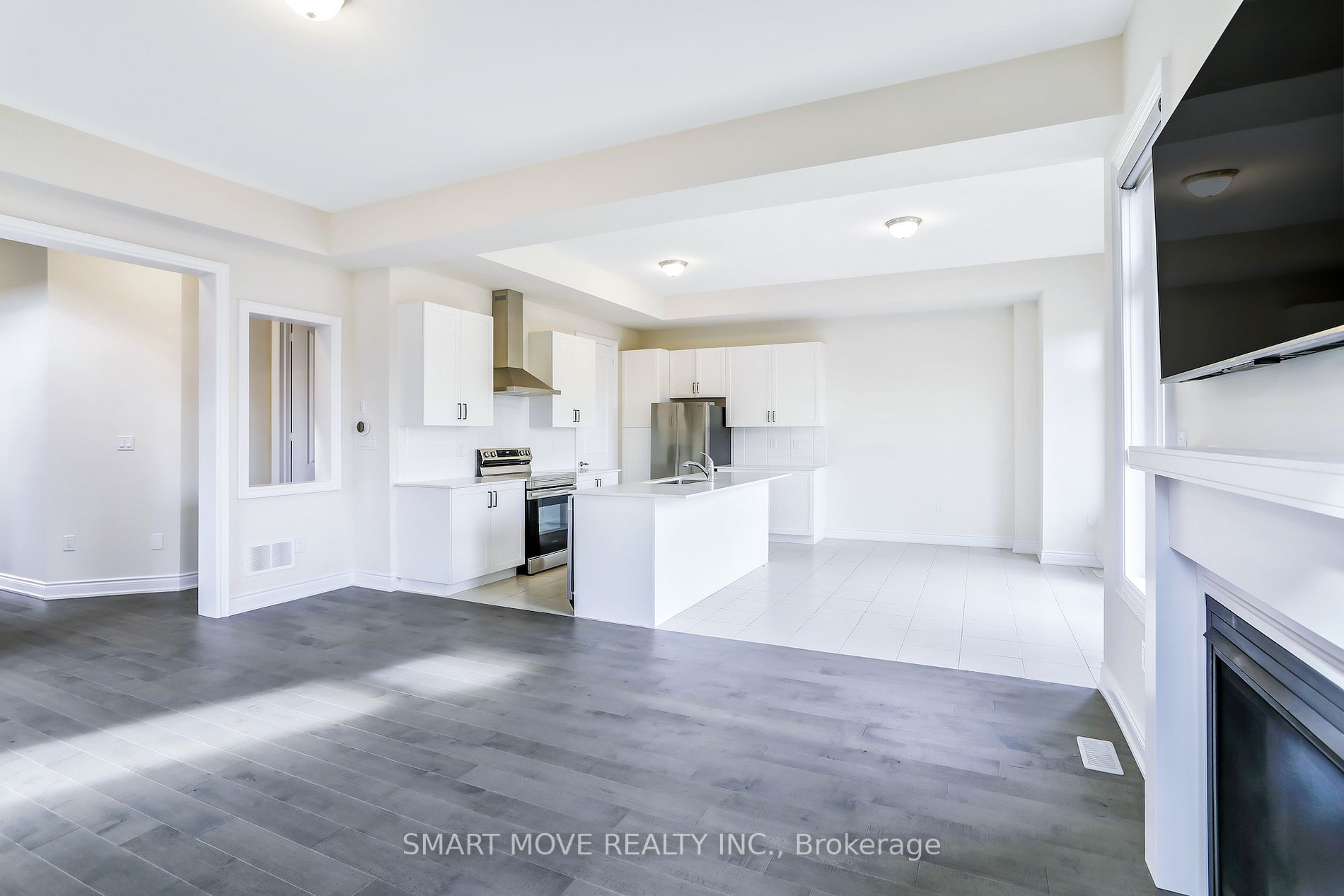 1163 Queens Plate Rd