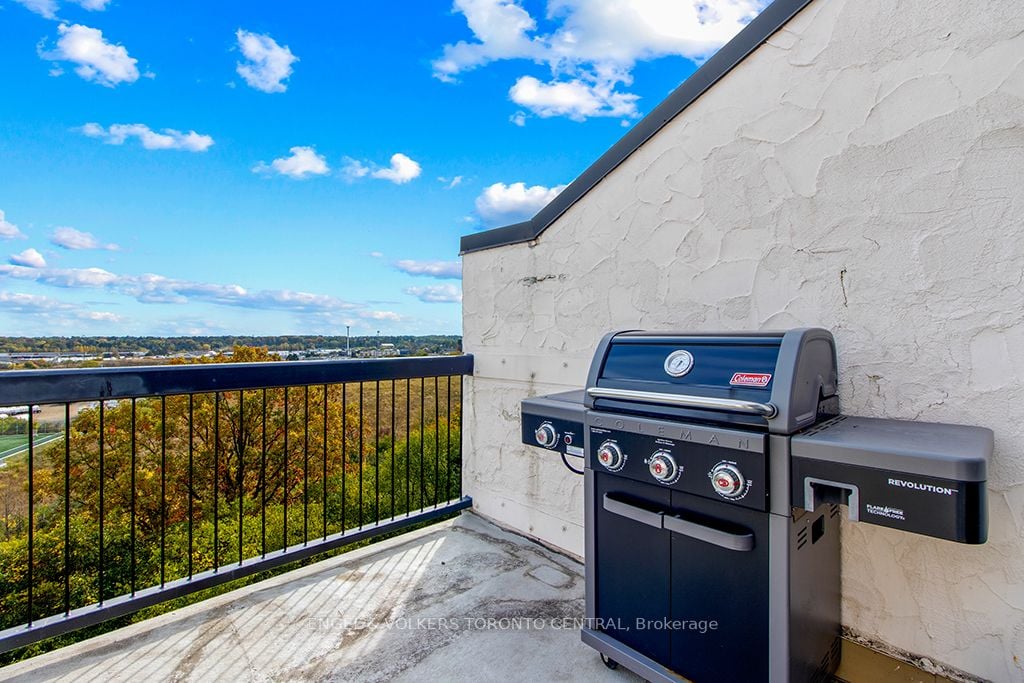 1030 Falgarwood Dr, #74