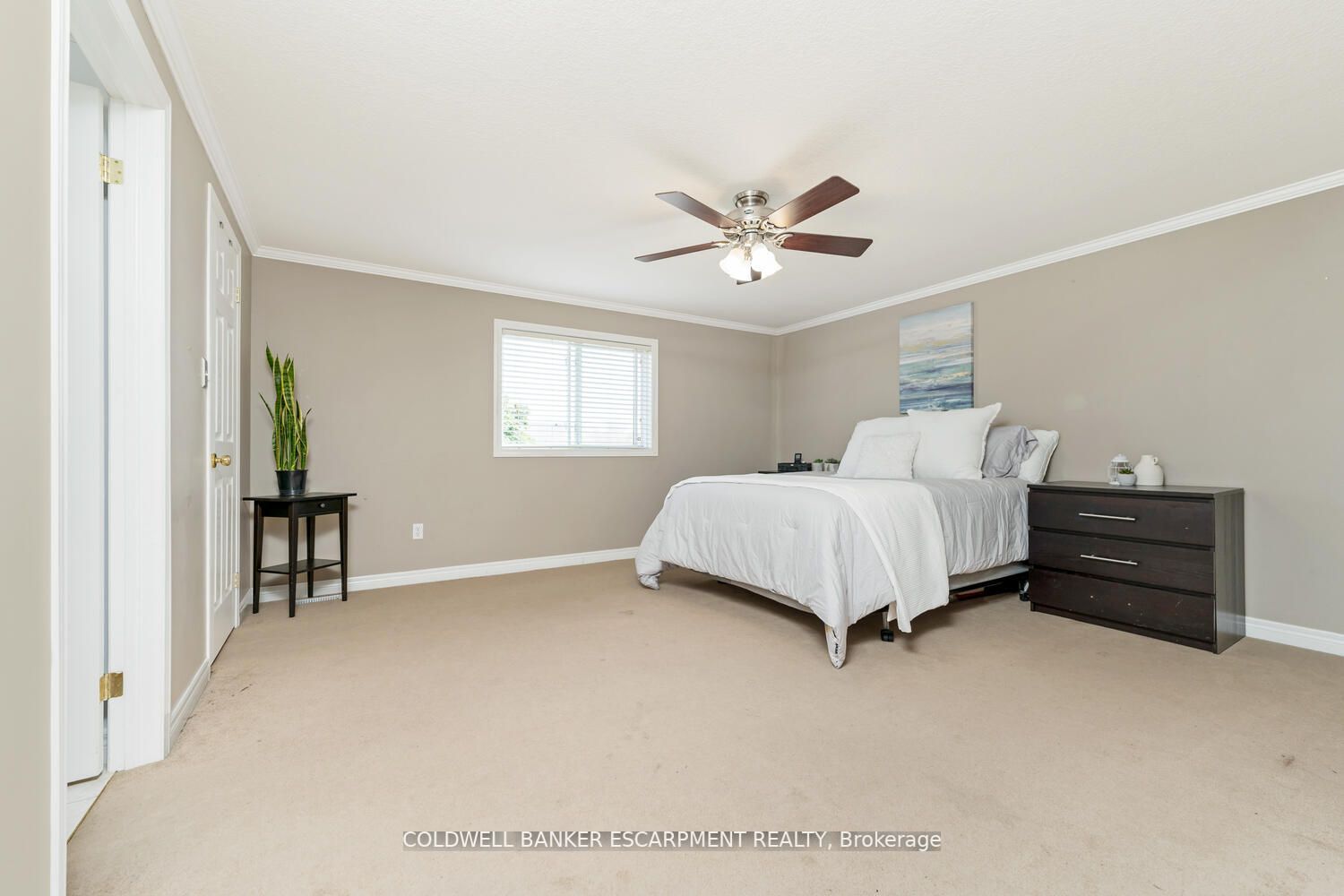 183 Churchill Road S