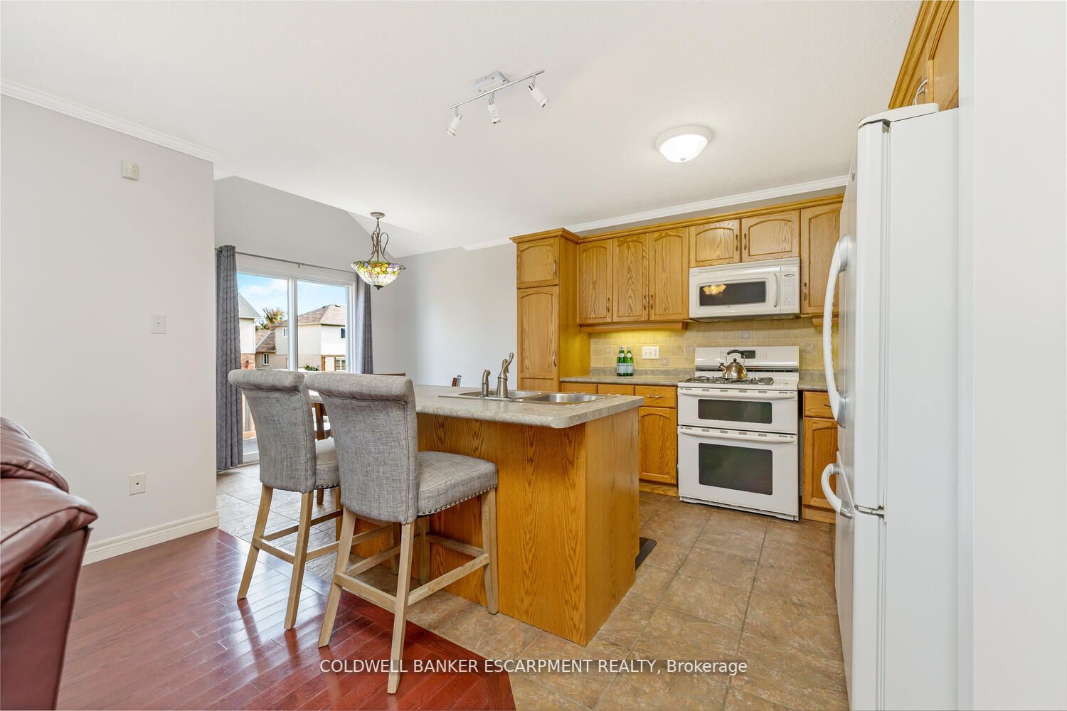 183 Churchill Road S