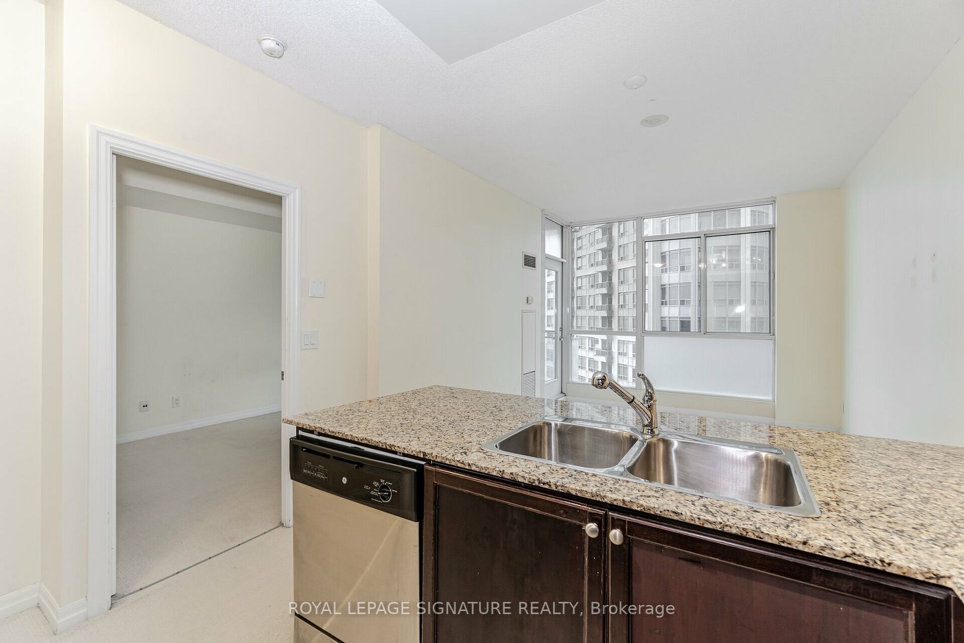 225 Webb Drive, #1711