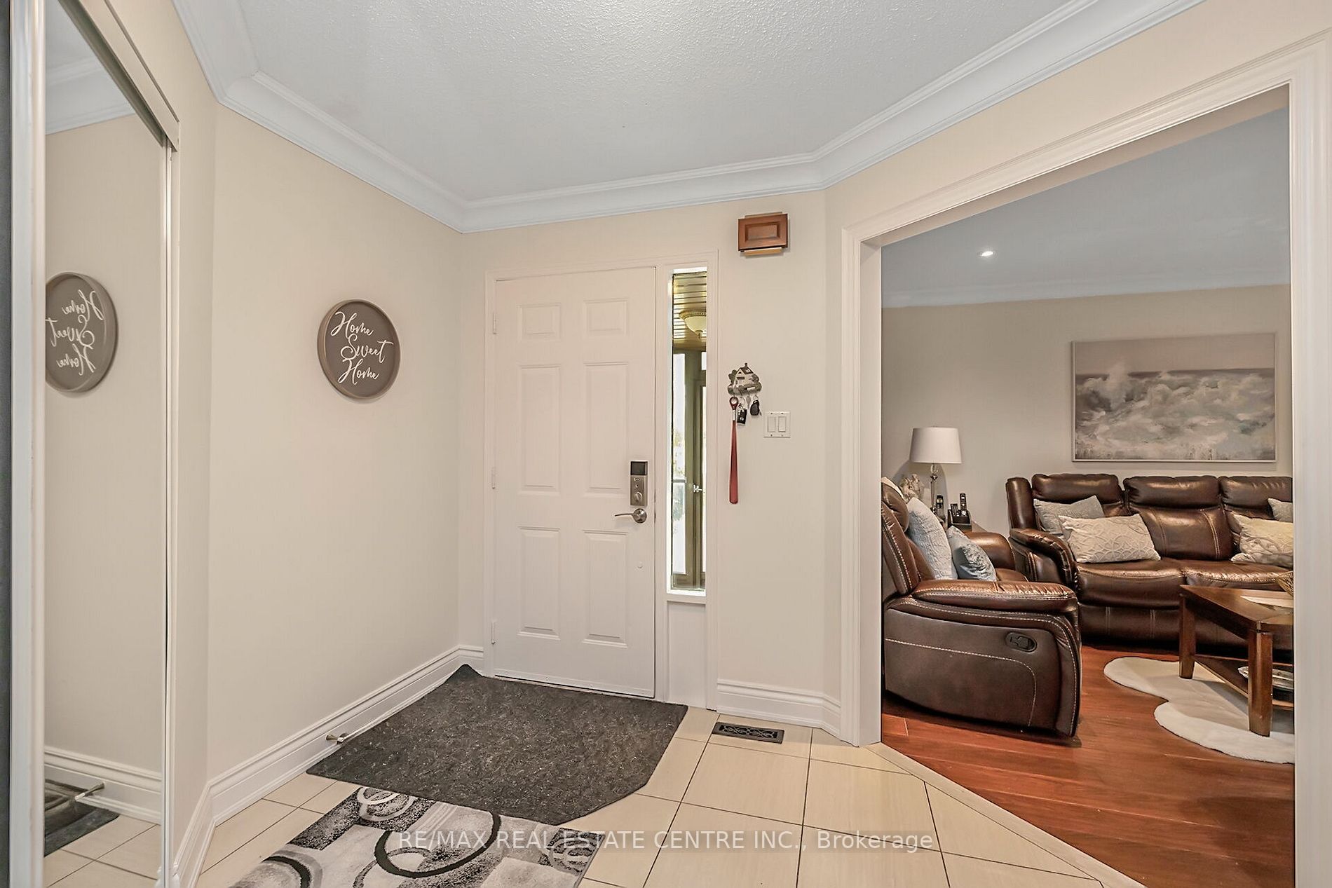 32 Myrtle Crt