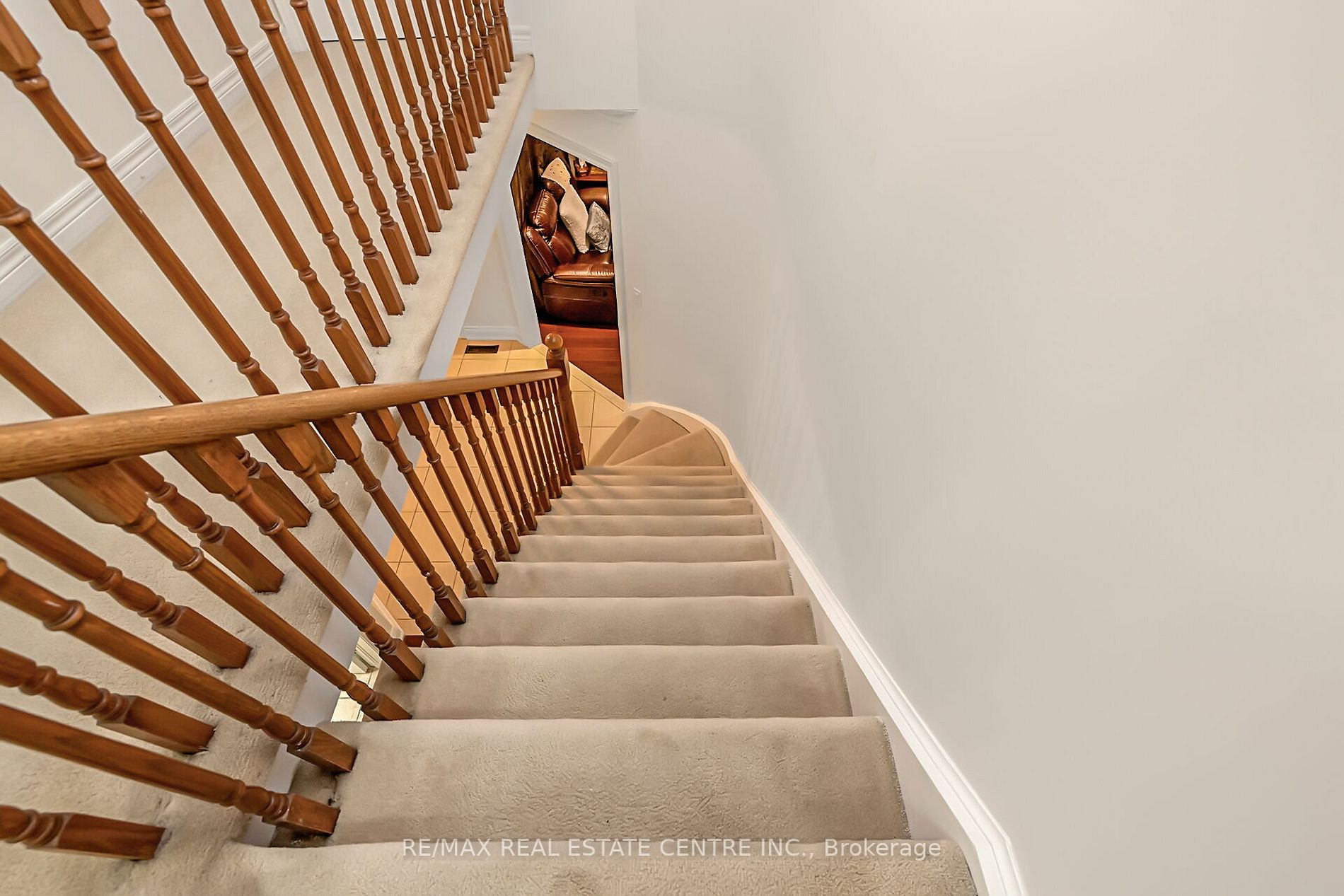 32 Myrtle Crt