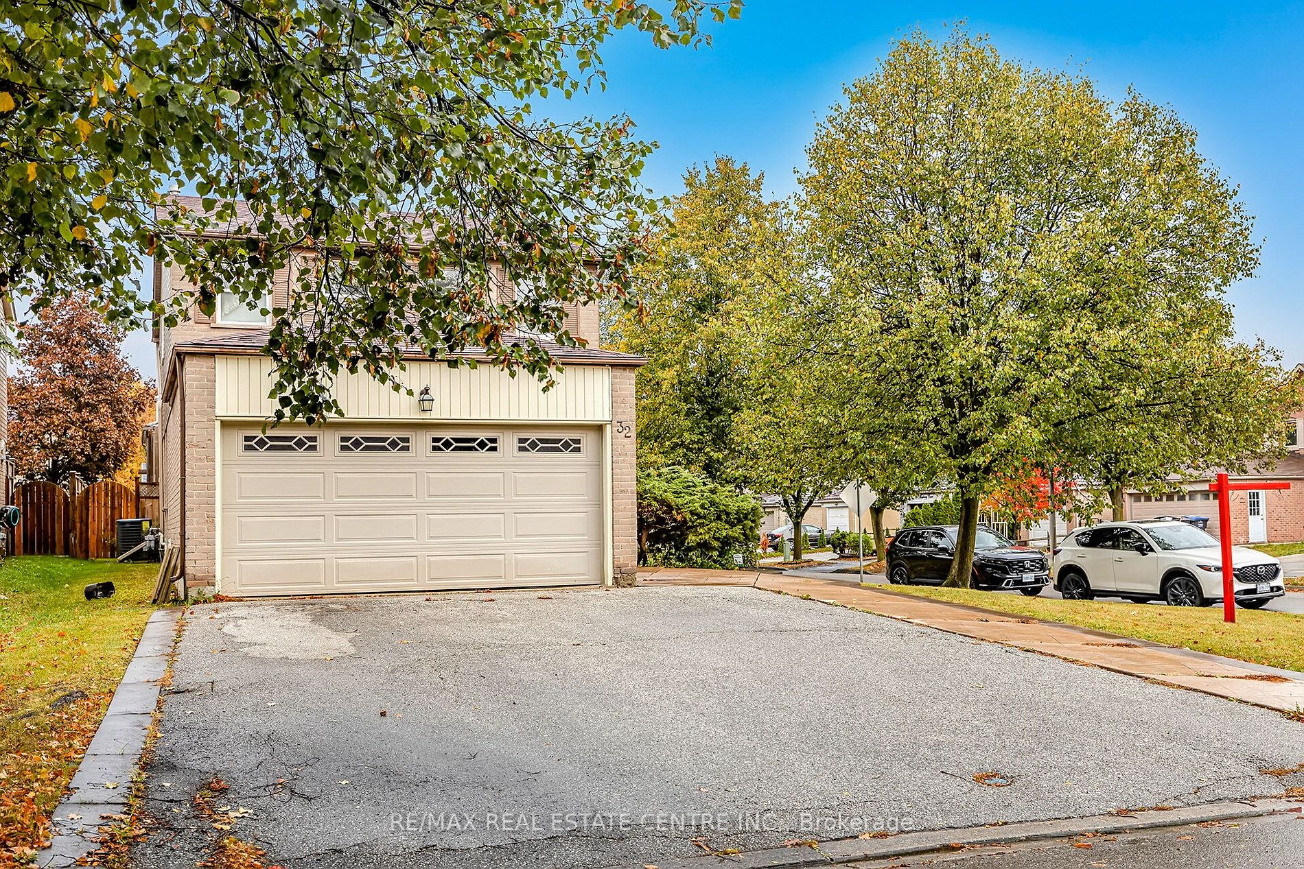 32 Myrtle Crt
