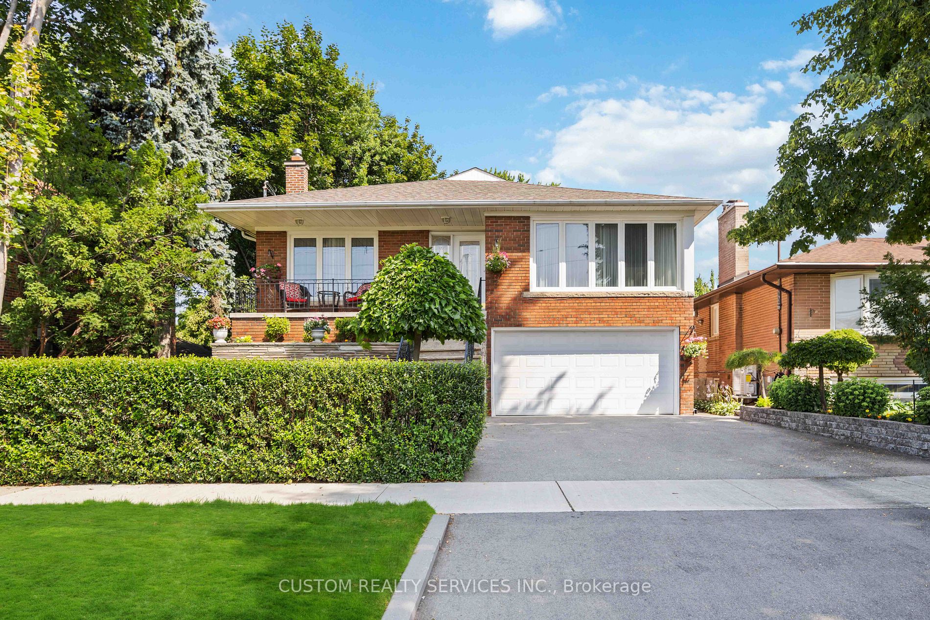 88 Norseman St