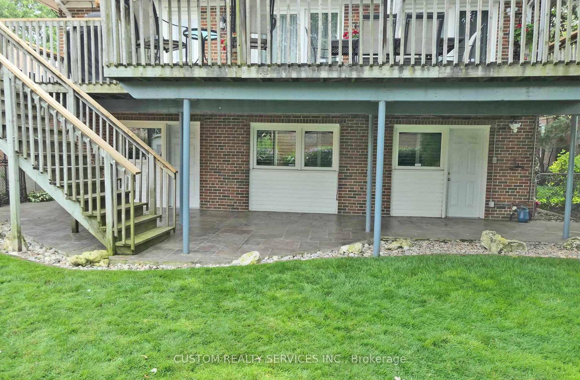 88 Norseman St