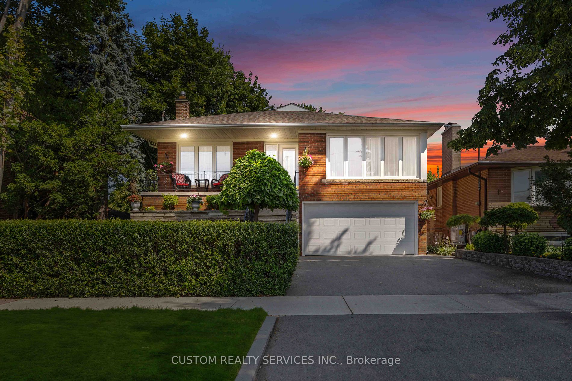88 Norseman St