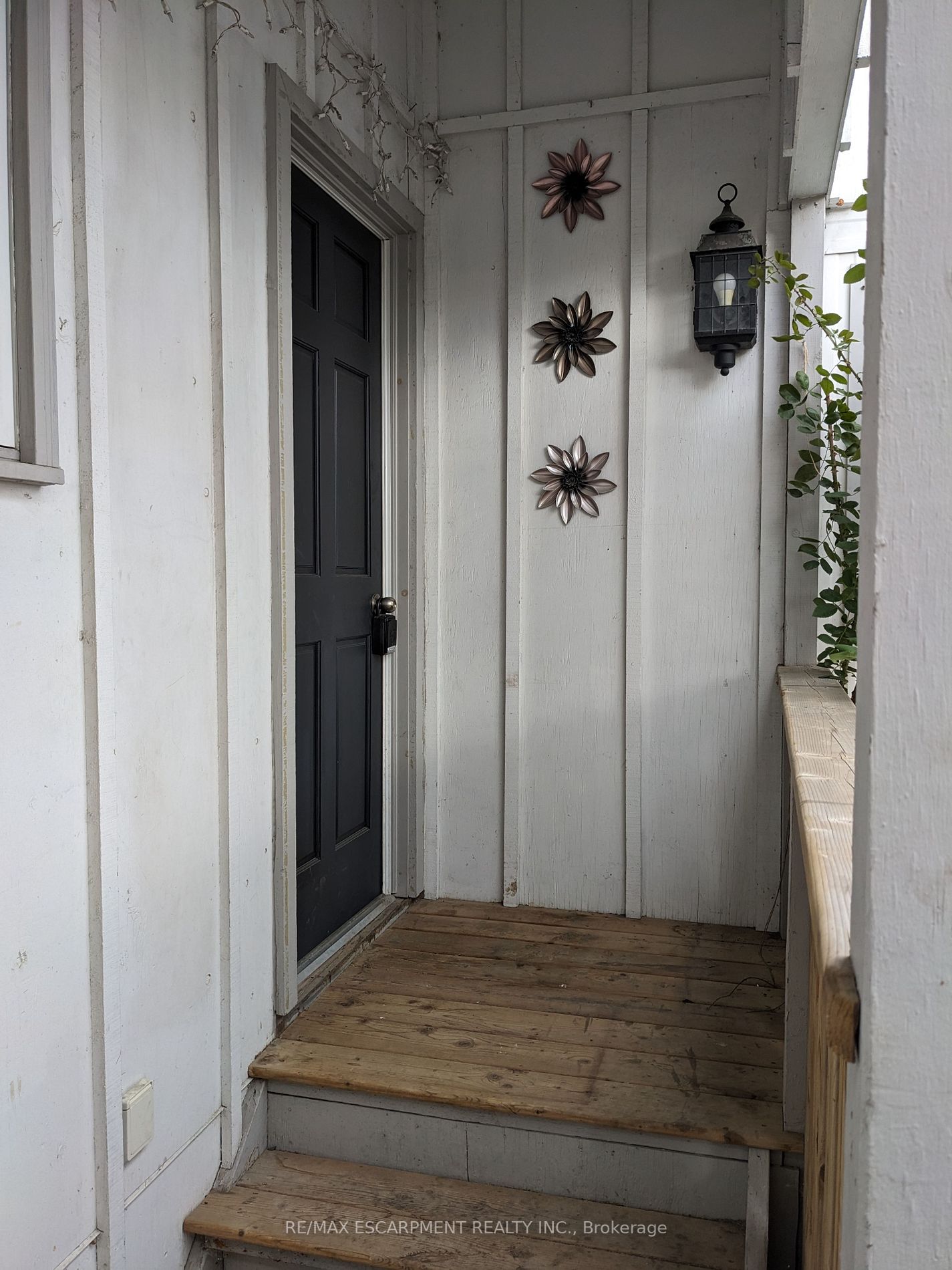 3233 Derry Rd E, ##24