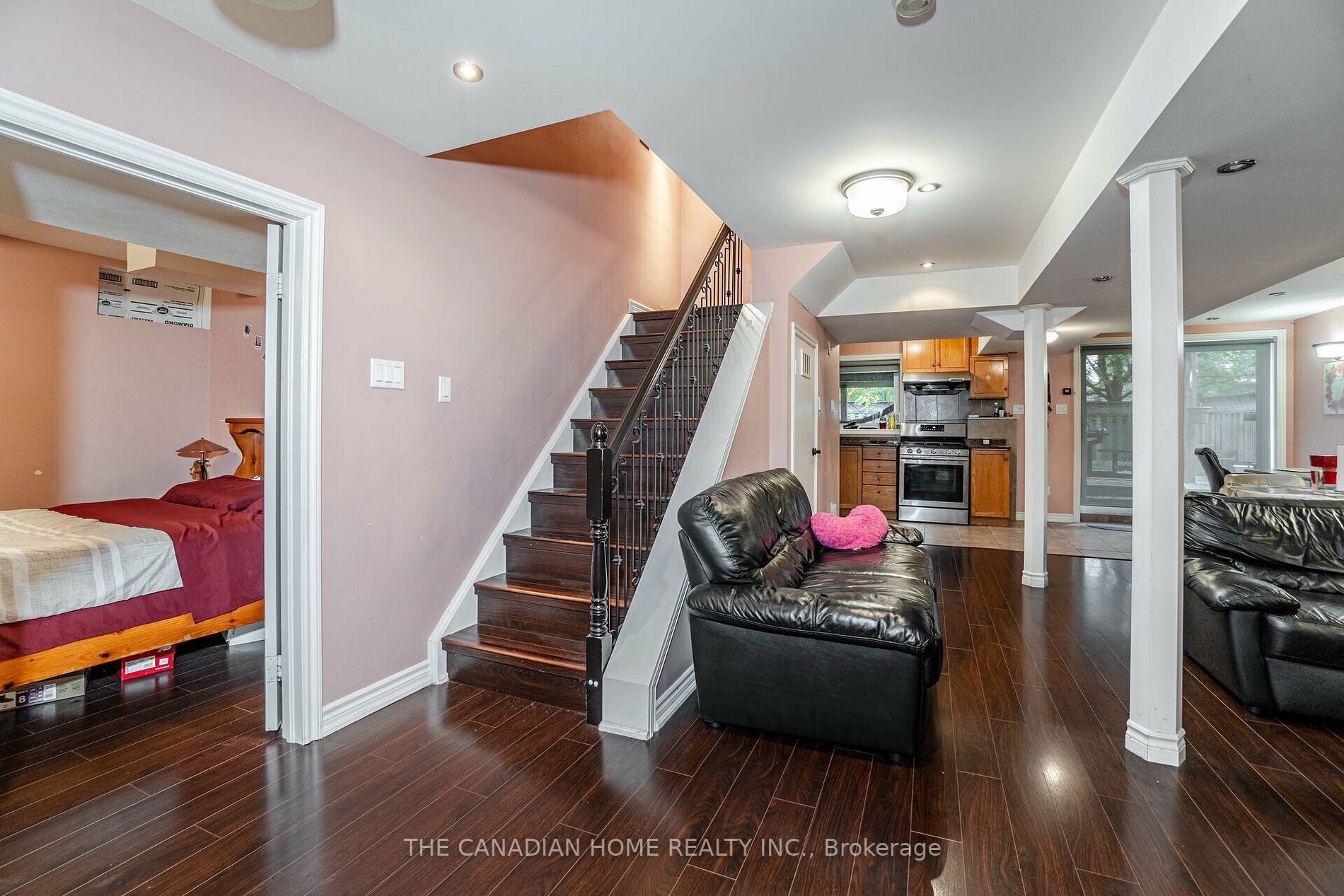 6356 Newcombe Dr