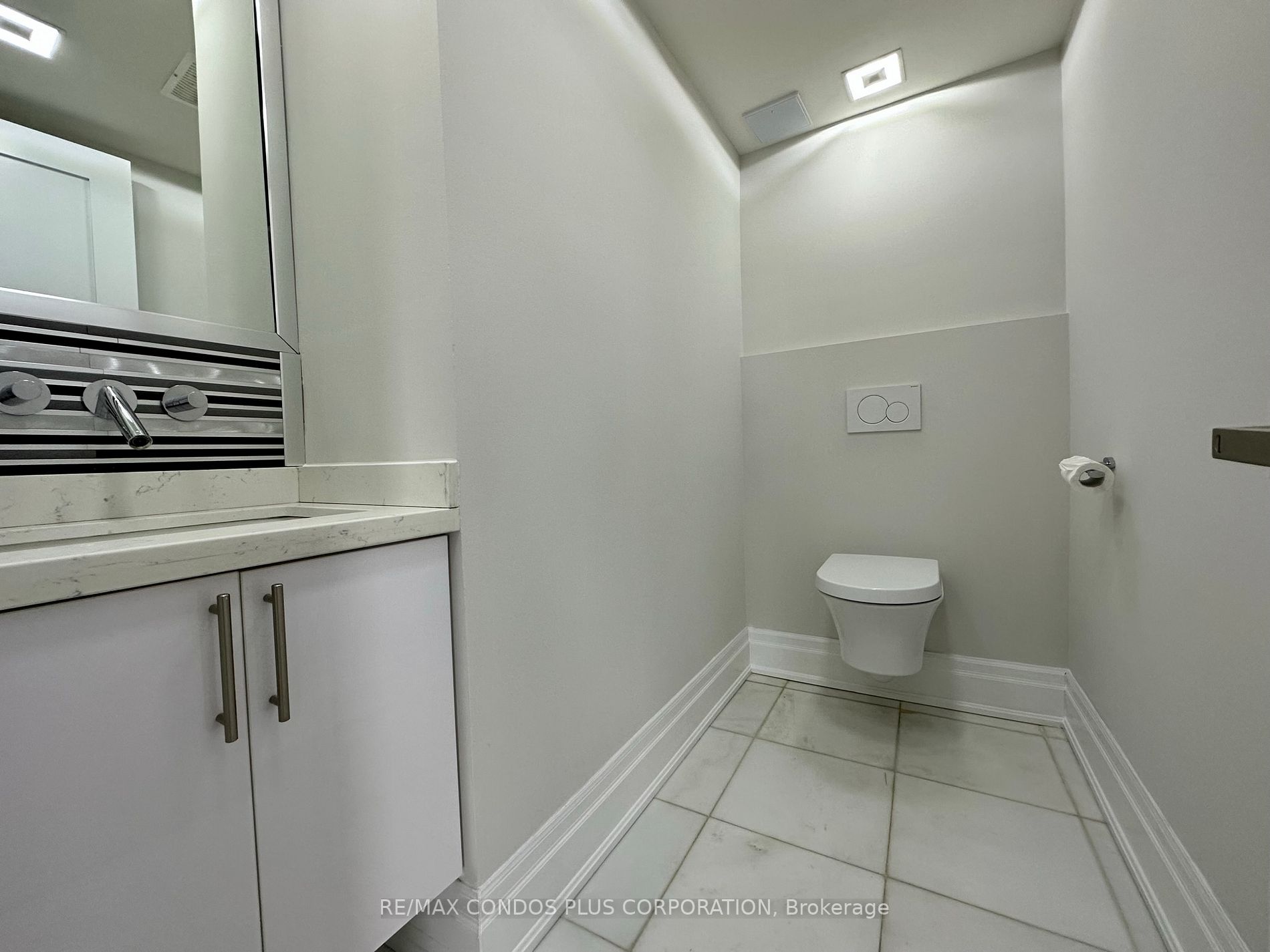 2045 Lake Shore Blvd W, #2904
