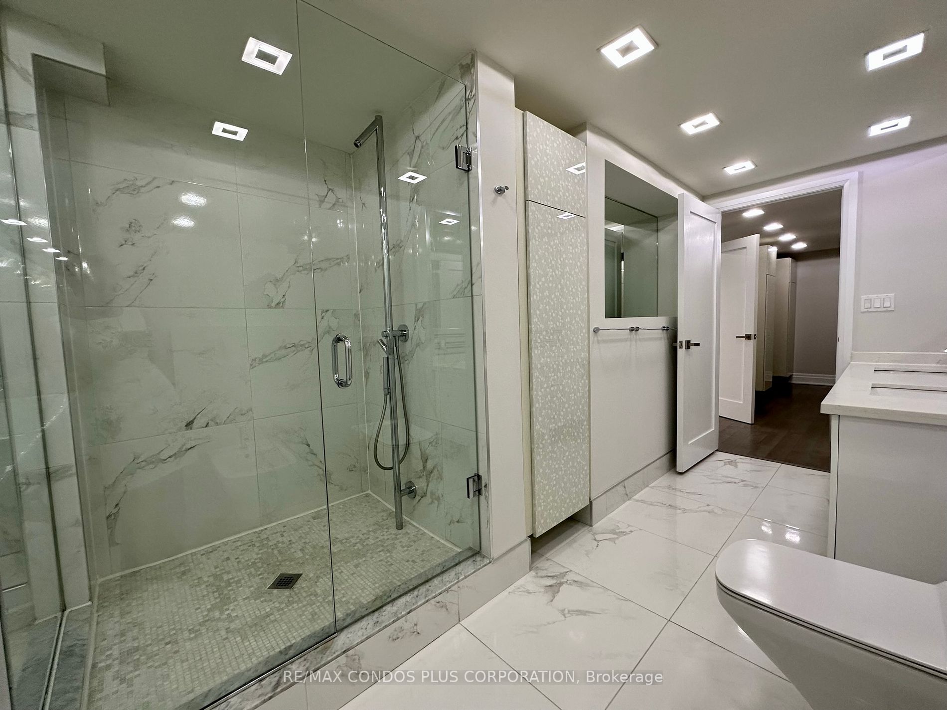 2045 Lake Shore Blvd W, #2904