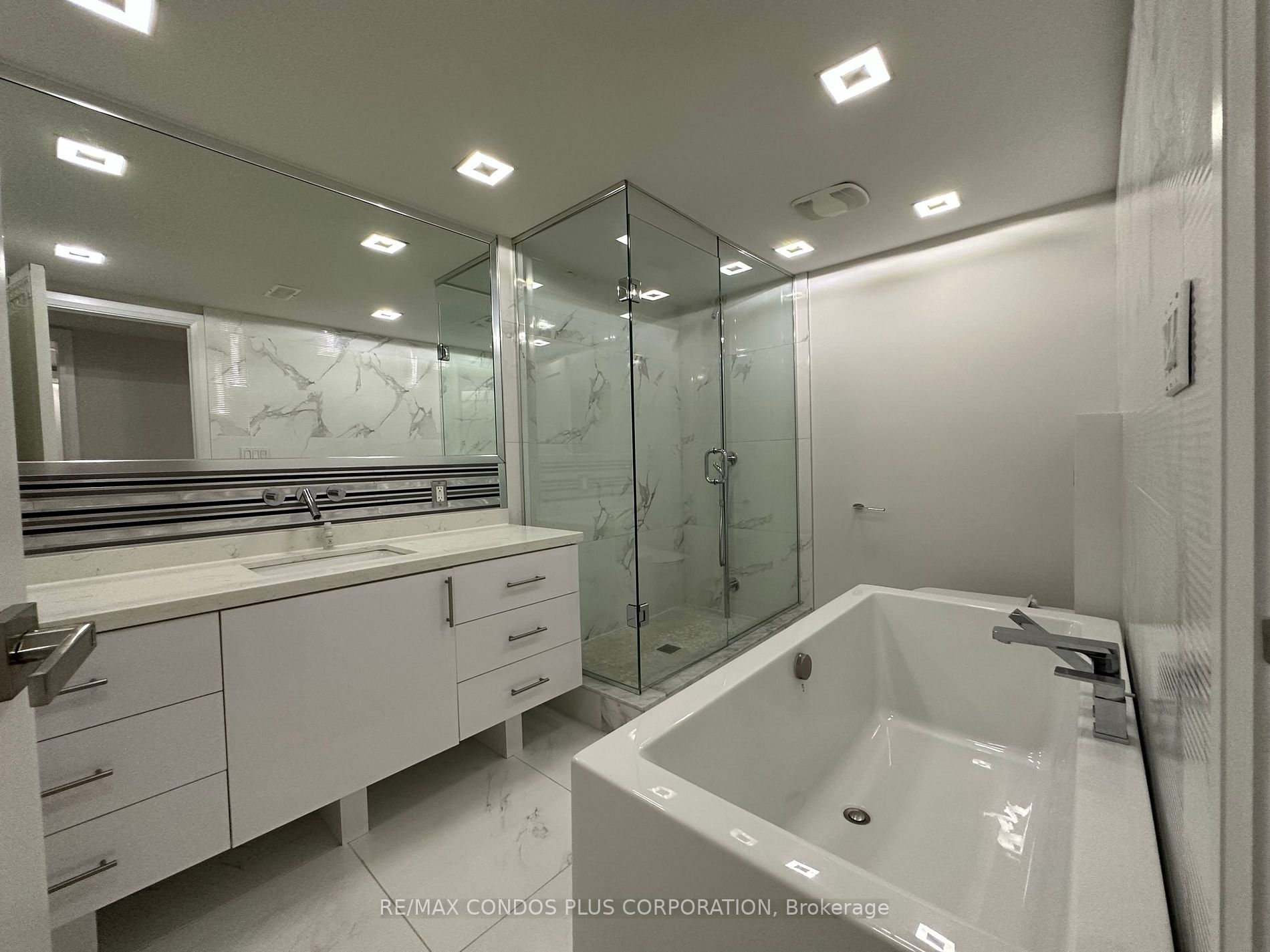 2045 Lake Shore Blvd W, #2904