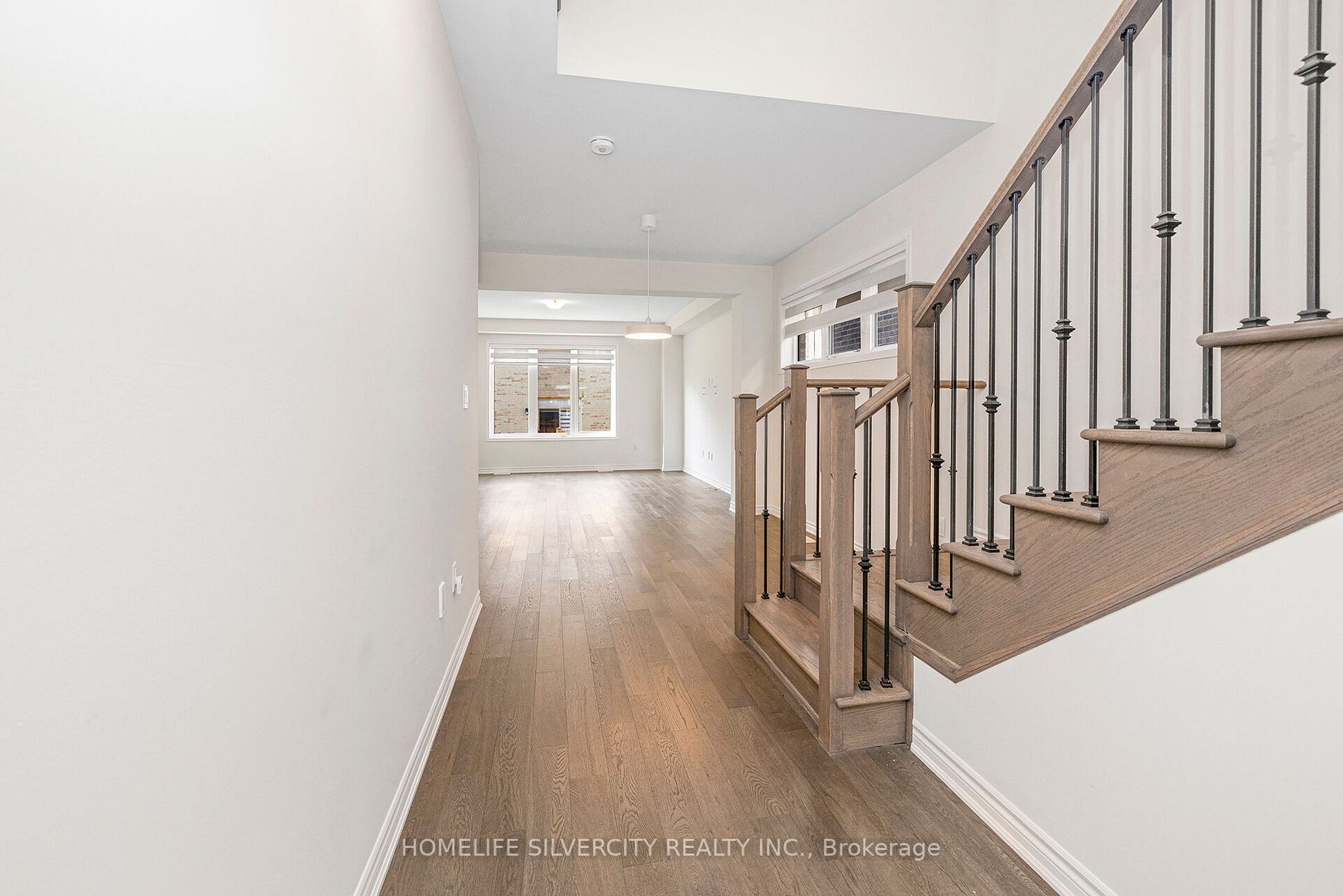 24 Speckled Alder St