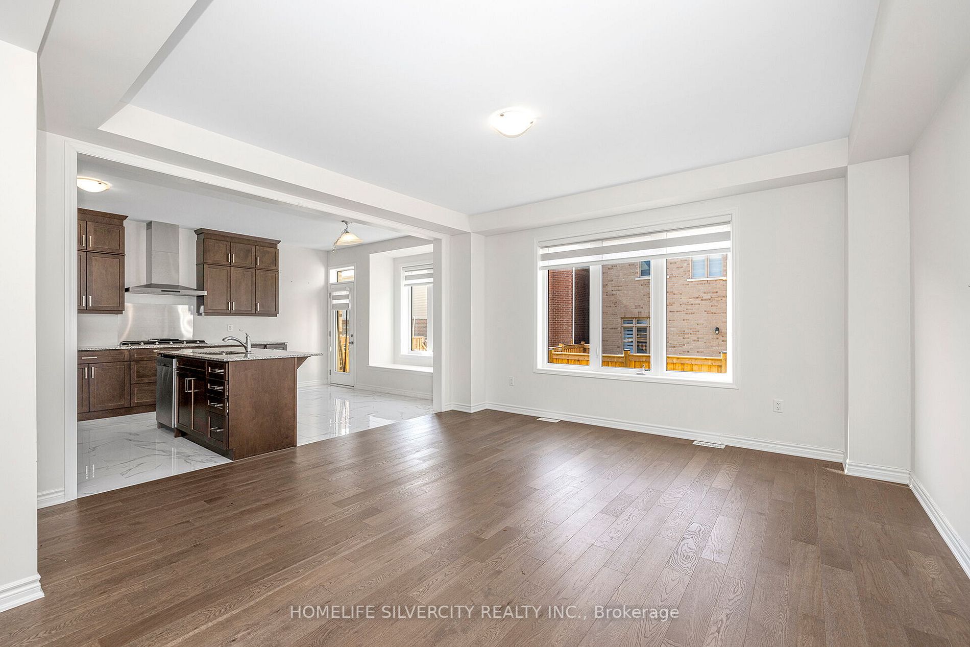 24 Speckled Alder St