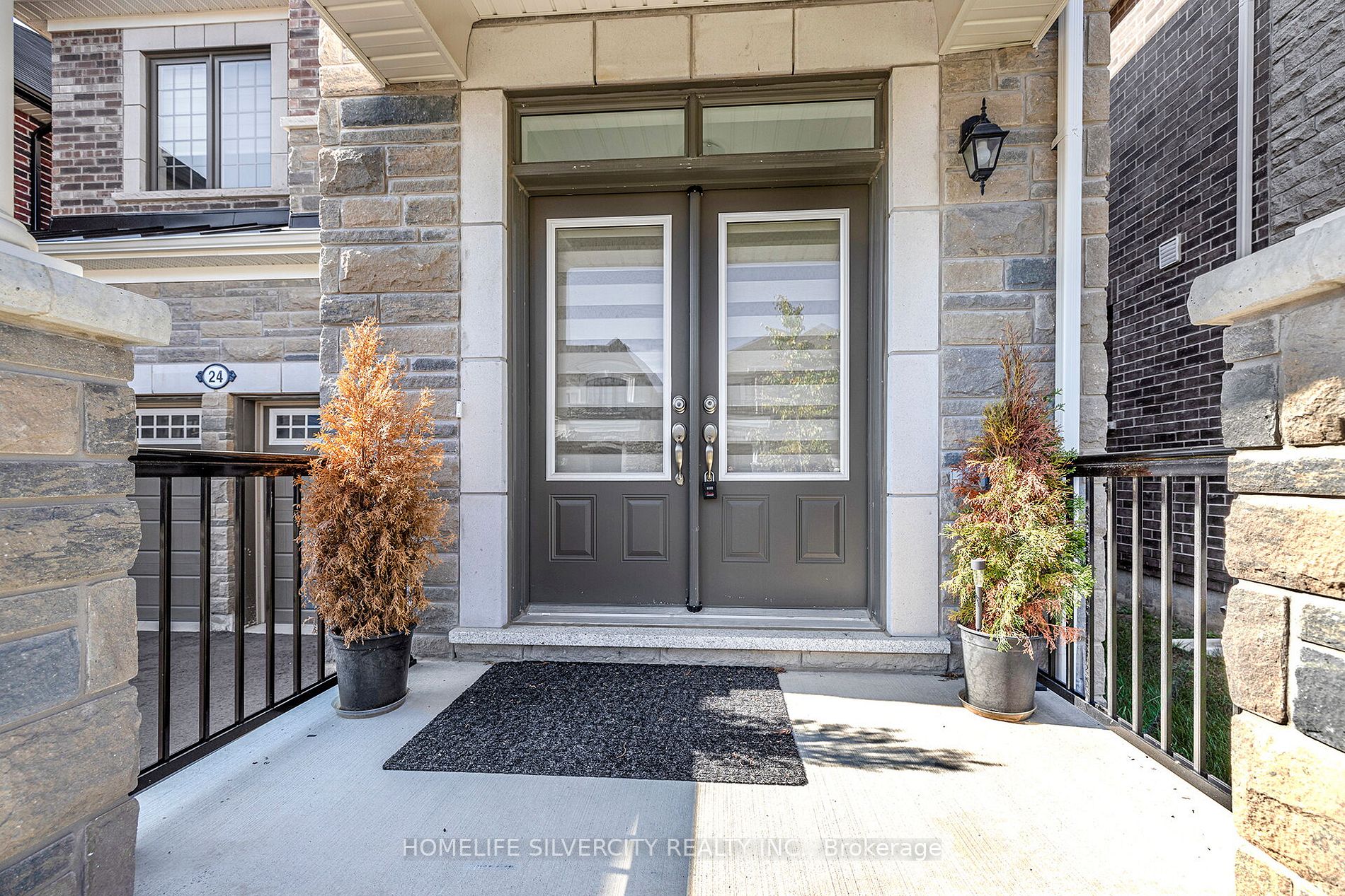 24 Speckled Alder St