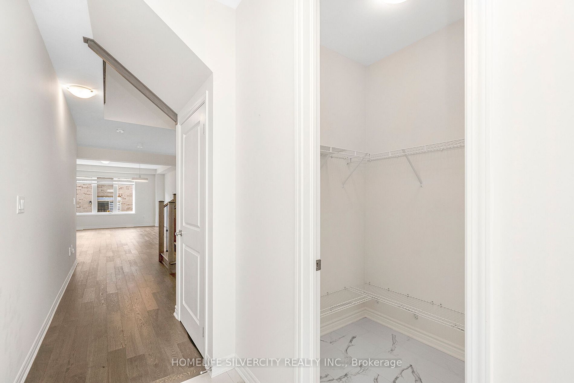 24 Speckled Alder St