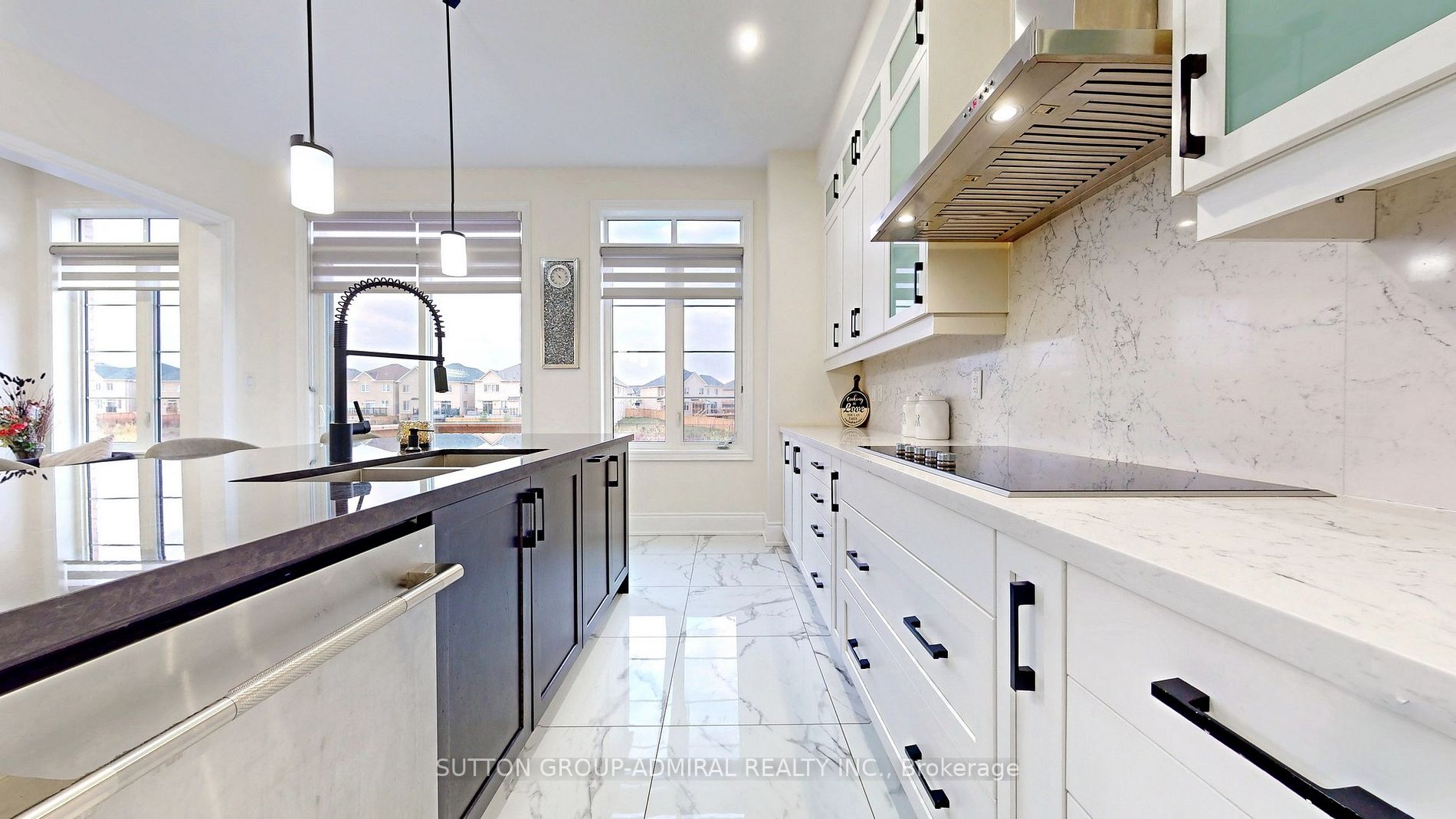 45 Hawtrey Rd