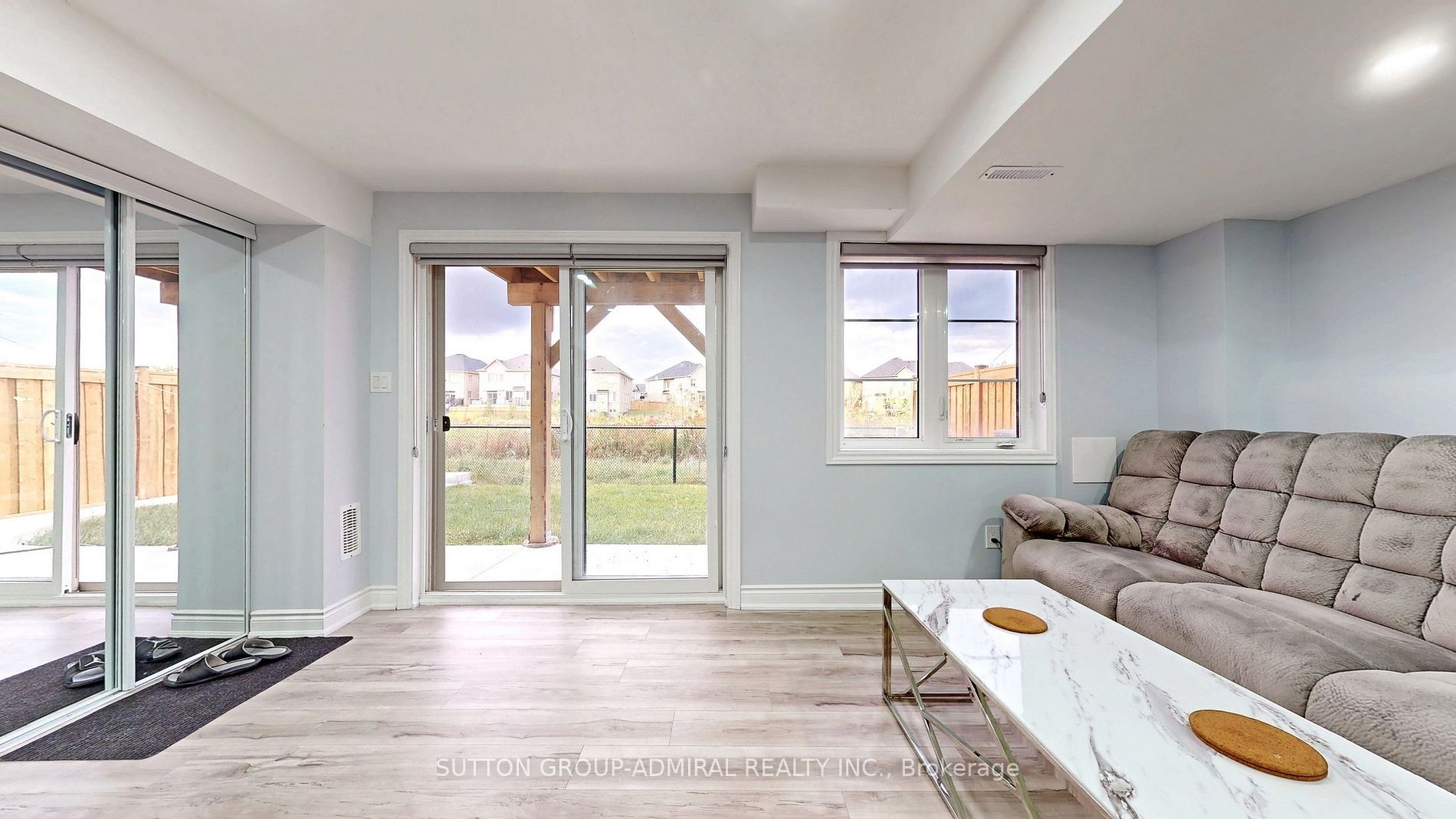 45 Hawtrey Rd
