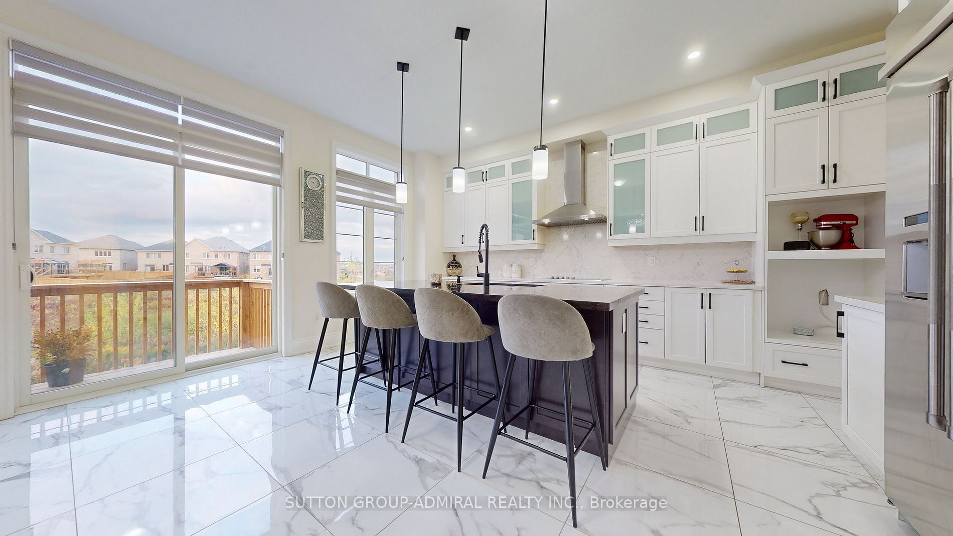 45 Hawtrey Rd