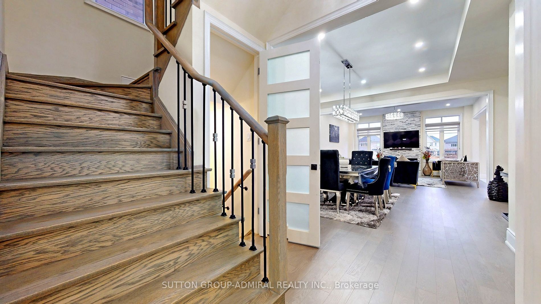 45 Hawtrey Rd