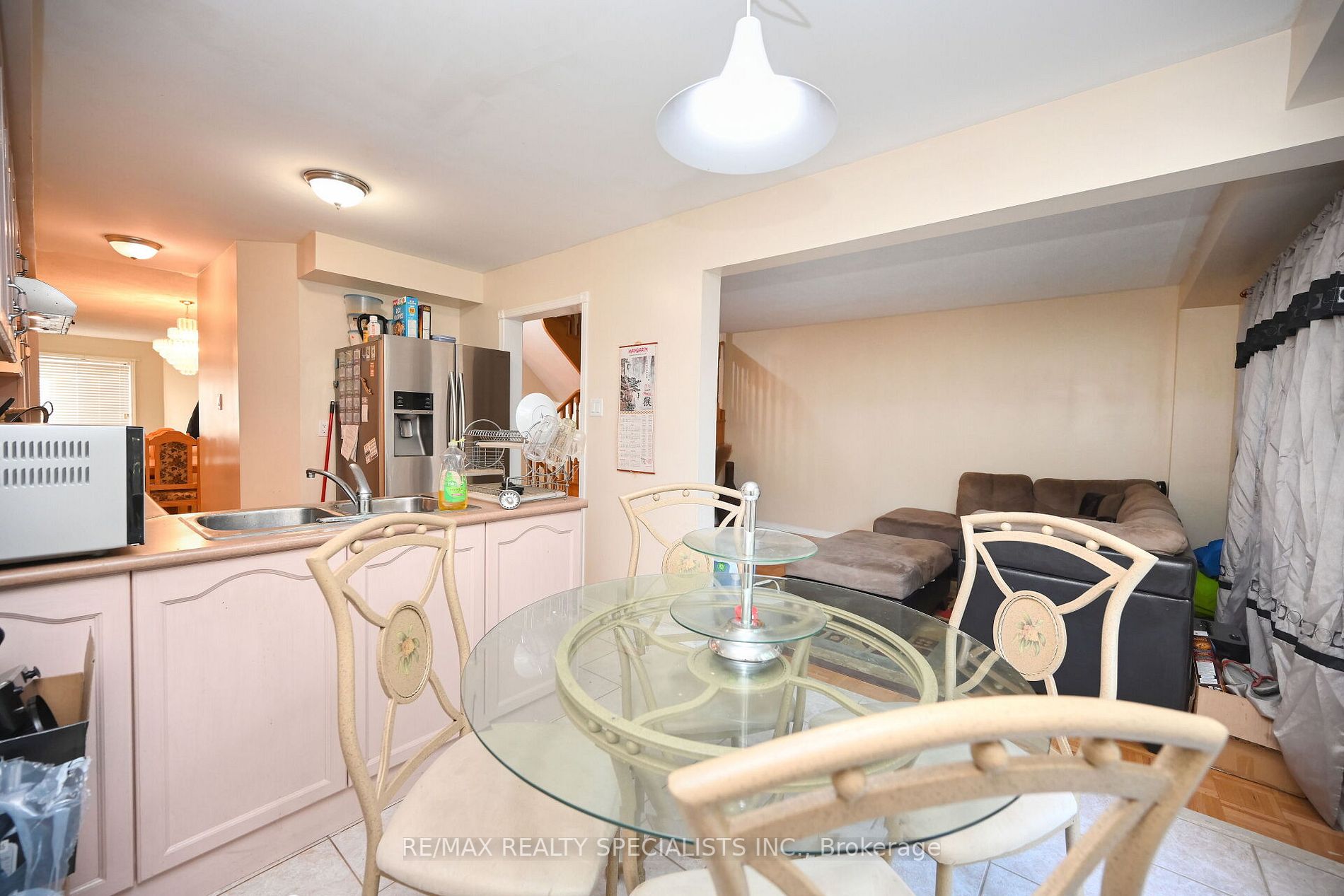 70 Heartleaf Cres