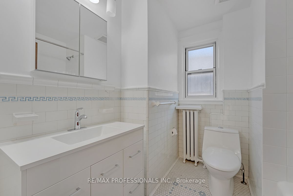 112 Clendenan Ave