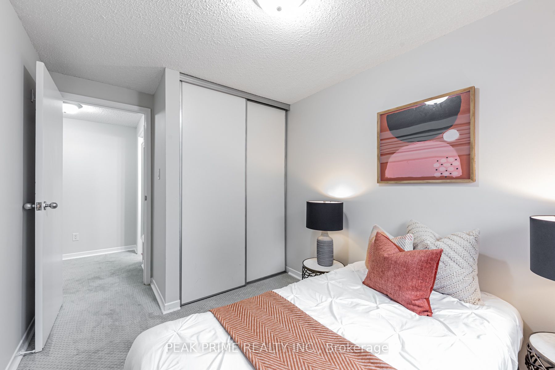 2075 Asta Dr, #28